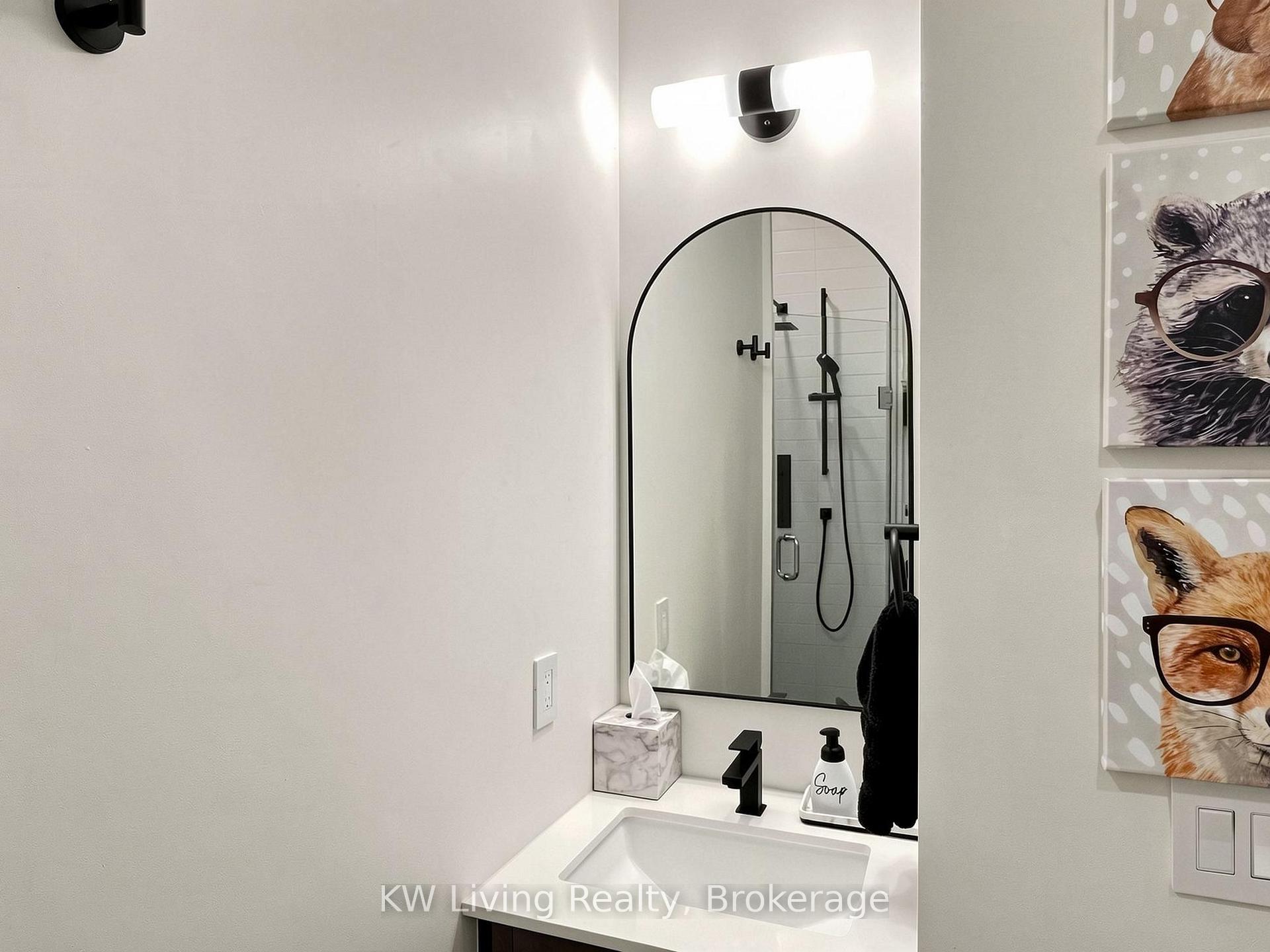 Photo 36 of Unit 406, 11 Lillian Street, Toronto, Mount Pleasant West — HOMEH