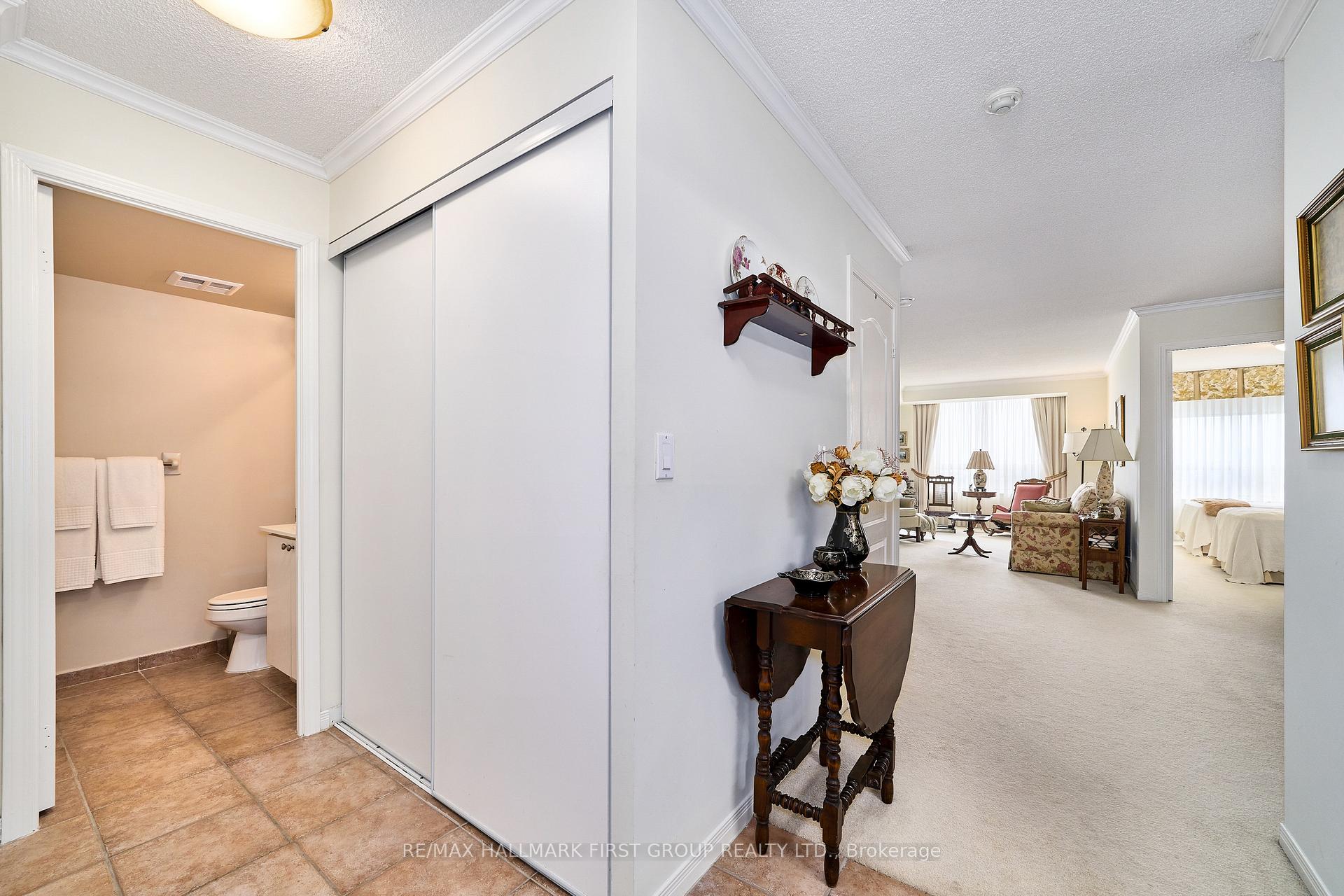 Photo 4 of Unit 1411, 1000 The Road N, Pickering, Town Centre — HOMEH