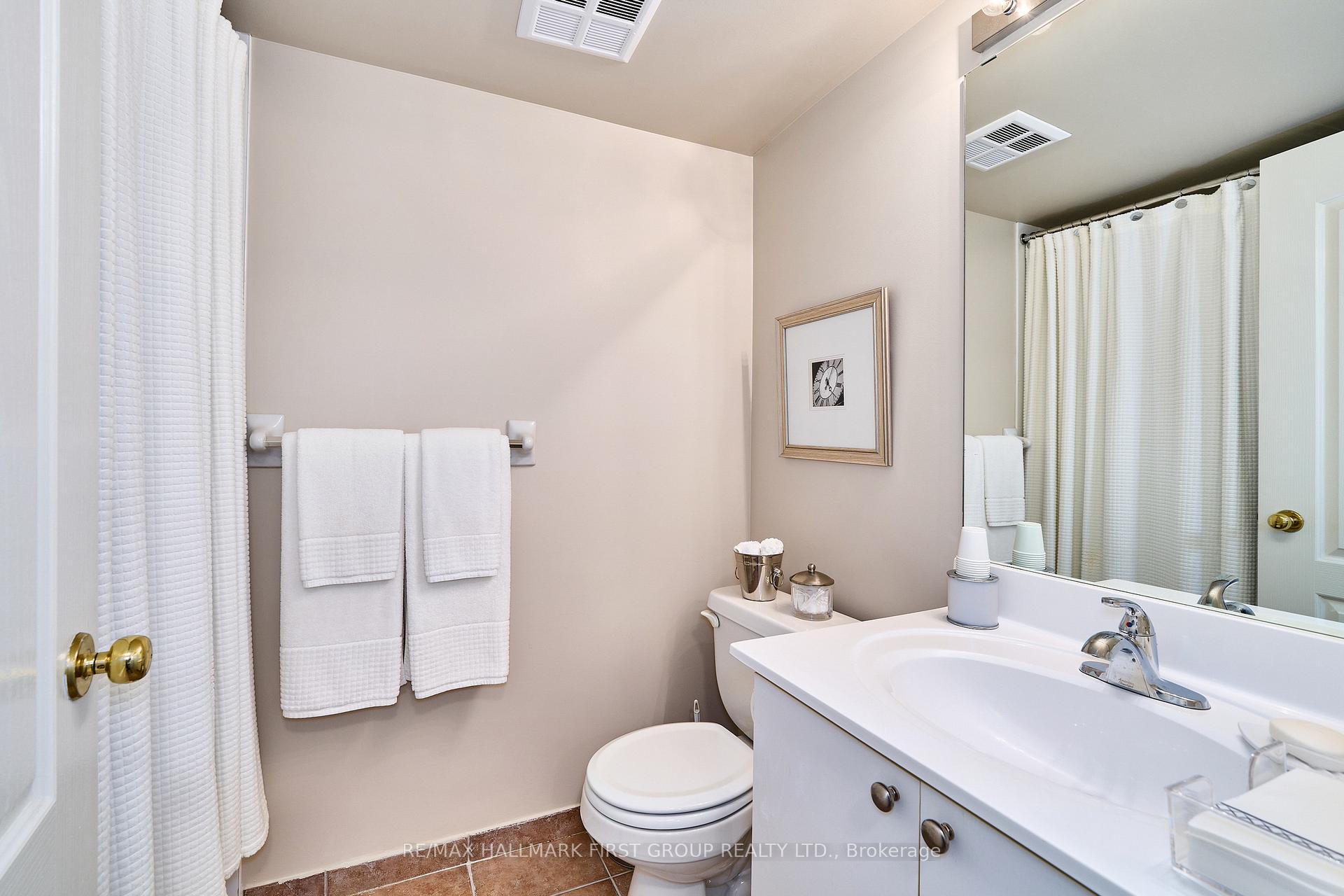 Photo 7 of Unit 1411, 1000 The Road N, Pickering, Town Centre — HOMEH