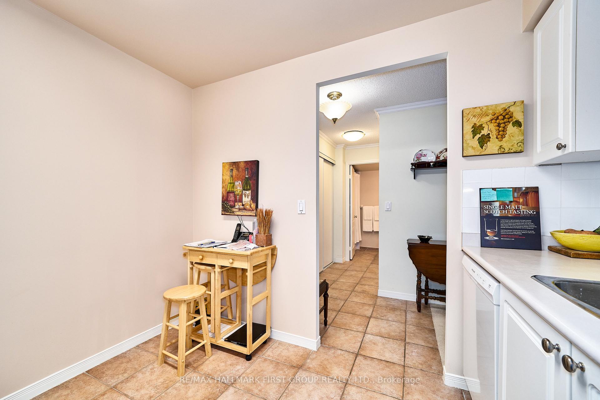 Photo 14 of Unit 1411, 1000 The Road N, Pickering, Town Centre — HOMEH