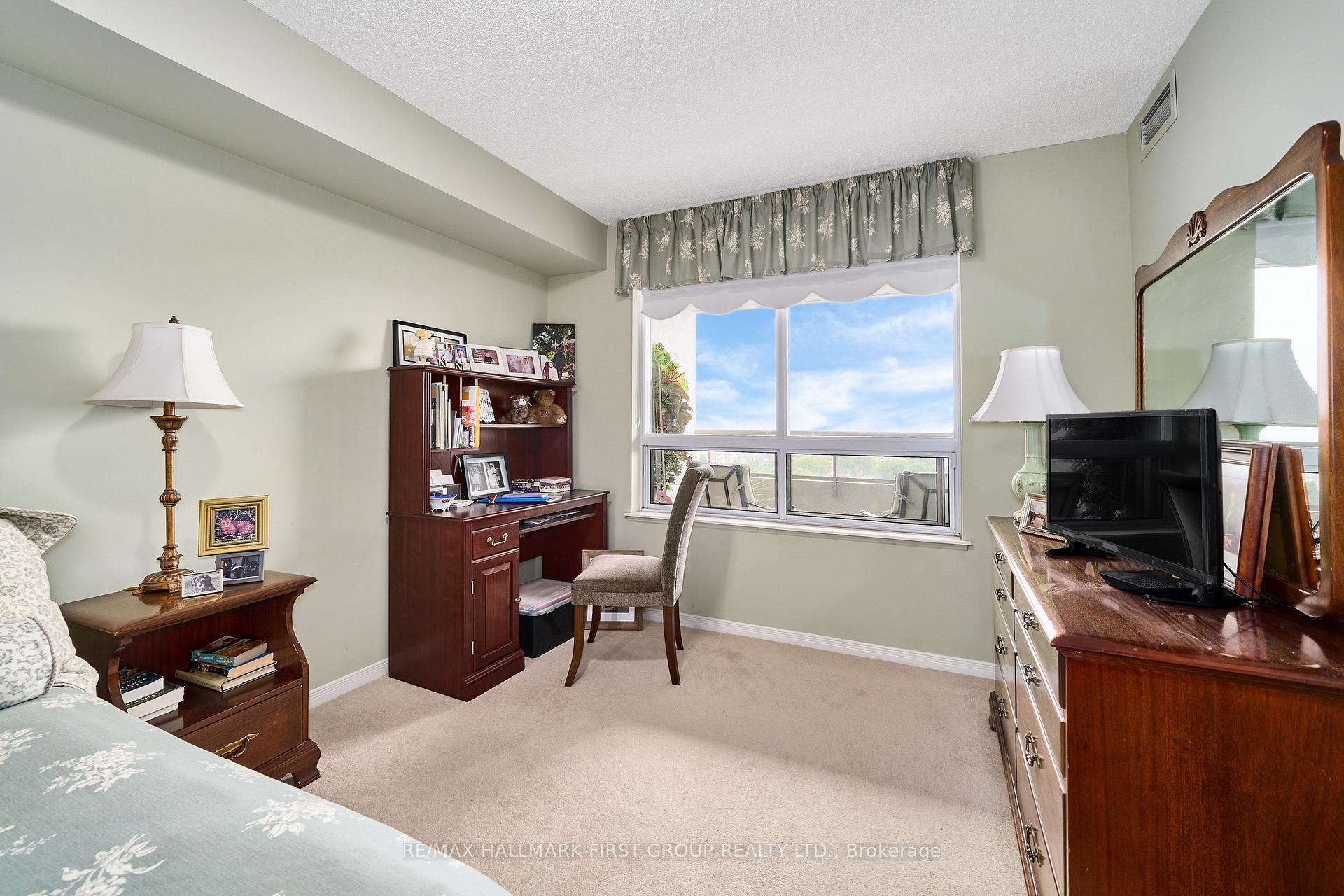Photo 24 of Unit 1411, 1000 The Road N, Pickering, Town Centre — HOMEH