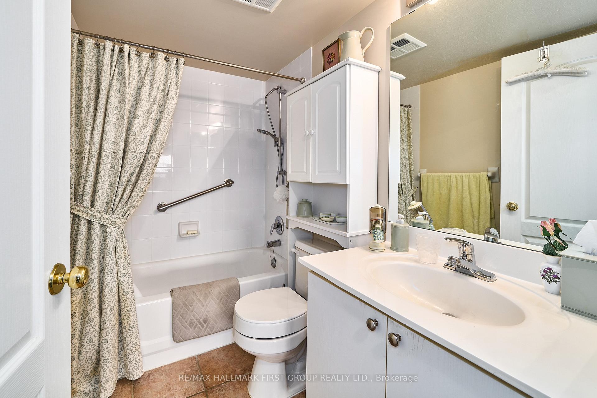 Photo 26 of Unit 1411, 1000 The Road N, Pickering, Town Centre — HOMEH
