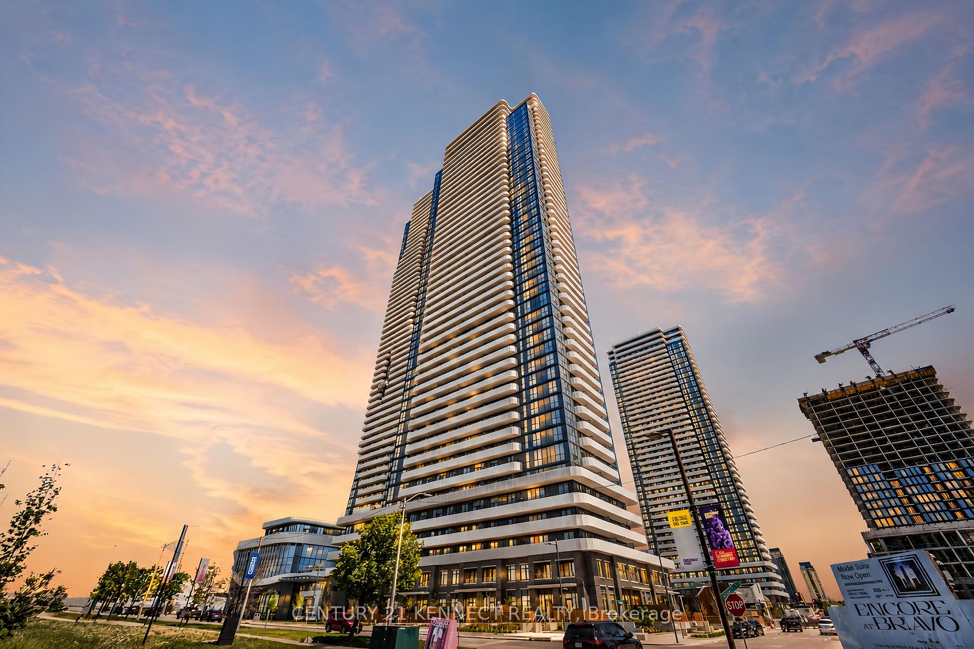 Photo 2 of Unit 303, 195 Commerce Street, Vaughan, Vaughan Corporate Centre — HOMEH