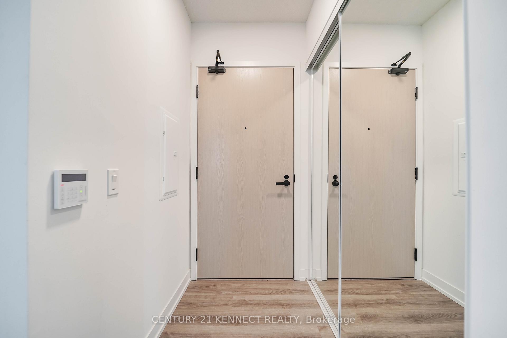 Photo 13 of Unit 303, 195 Commerce Street, Vaughan, Vaughan Corporate Centre — HOMEH