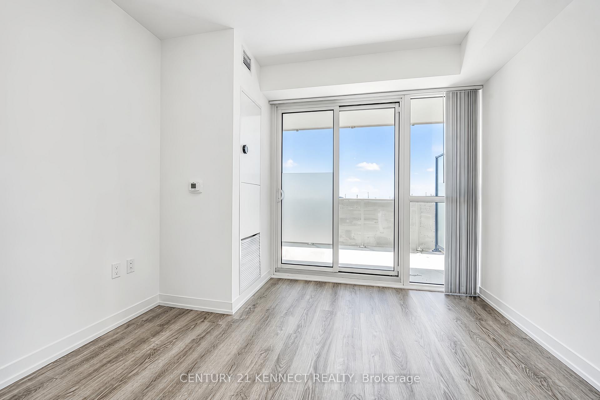 Photo 16 of Unit 303, 195 Commerce Street, Vaughan, Vaughan Corporate Centre — HOMEH