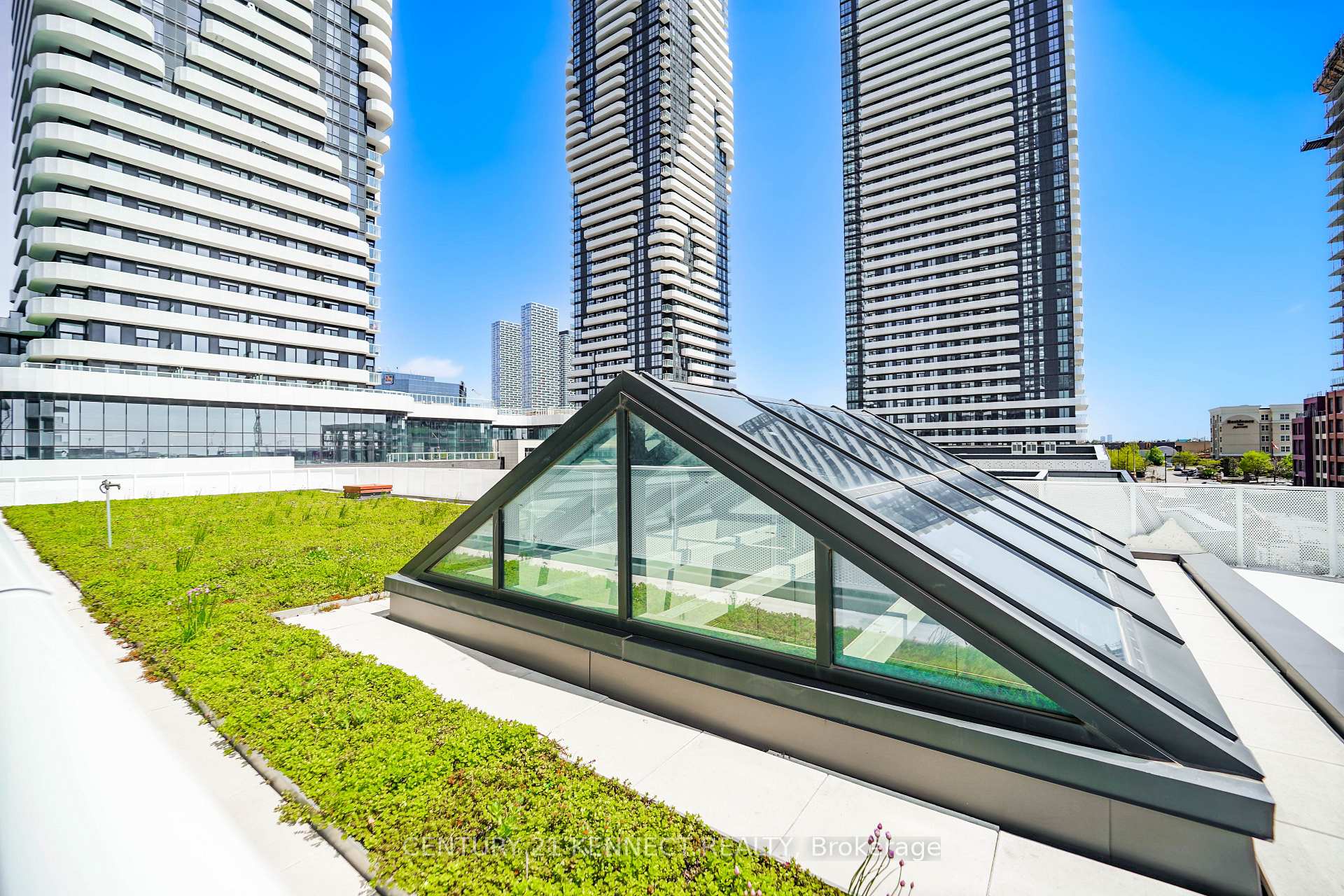Photo 37 of Unit 303, 195 Commerce Street, Vaughan, Vaughan Corporate Centre — HOMEH