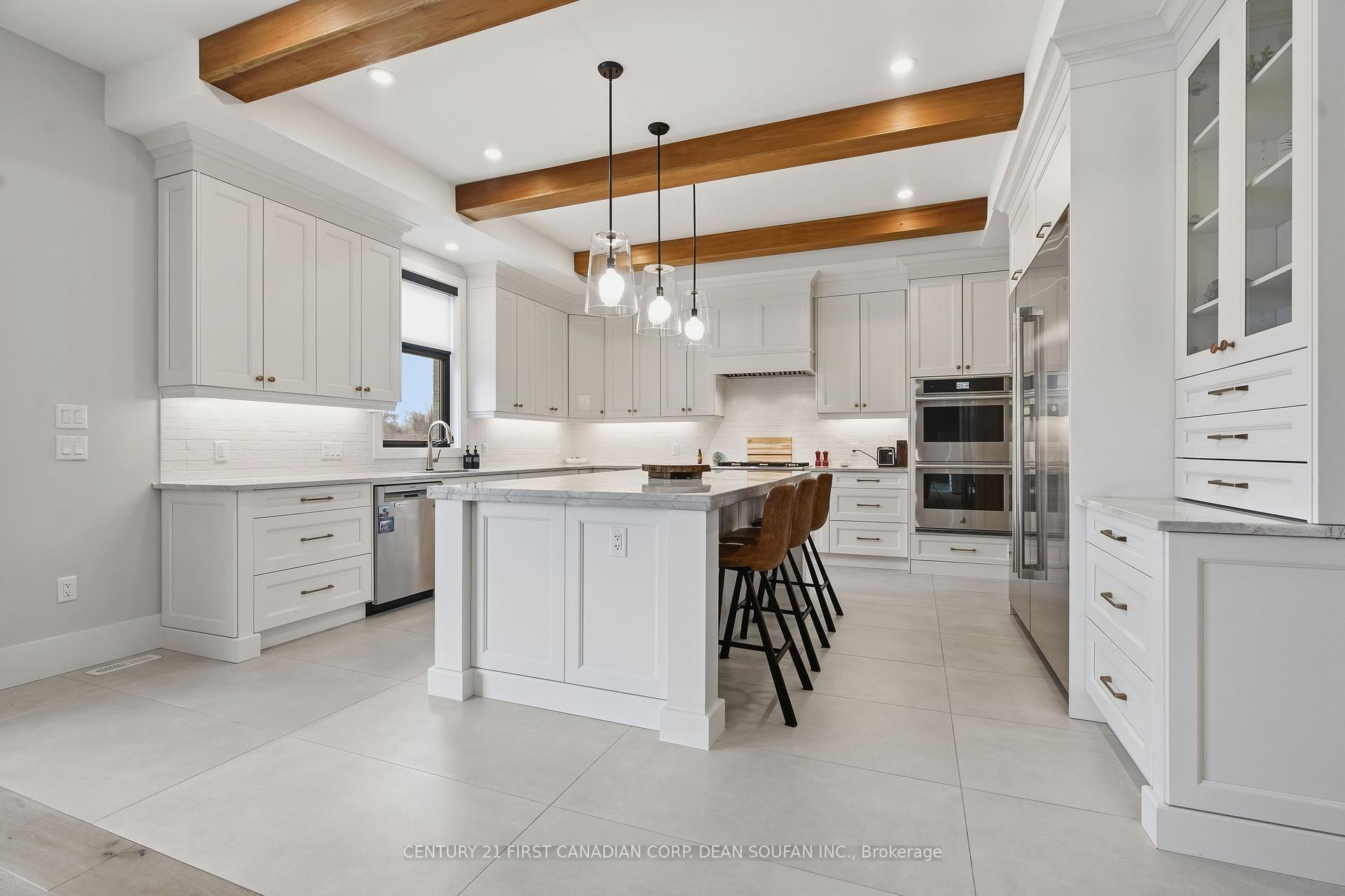 Photo 14 of 7218 Silver Creek Circle, London, South V — HOMEH