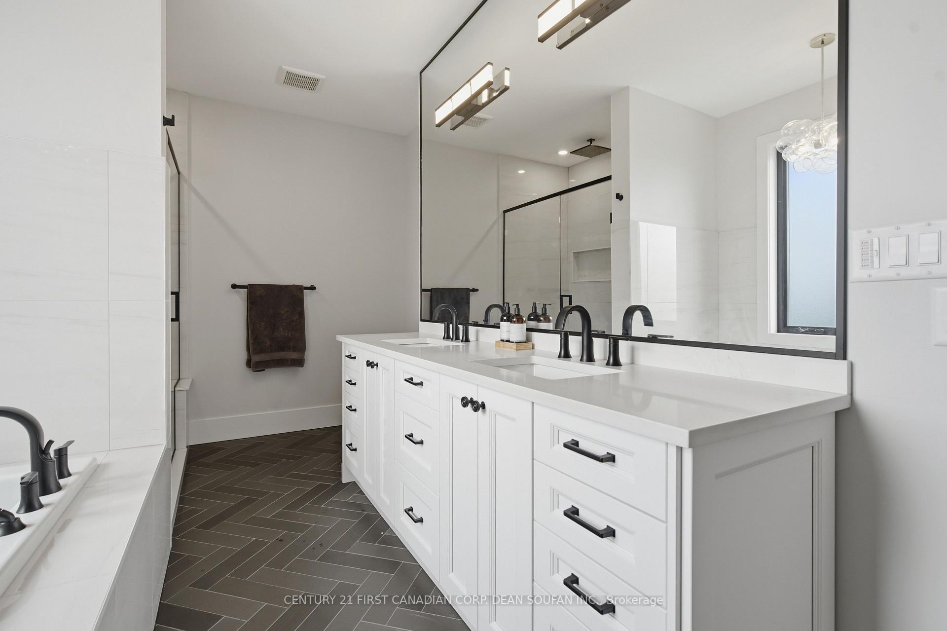 Photo 28 of 7218 Silver Creek Circle, London, South V — HOMEH