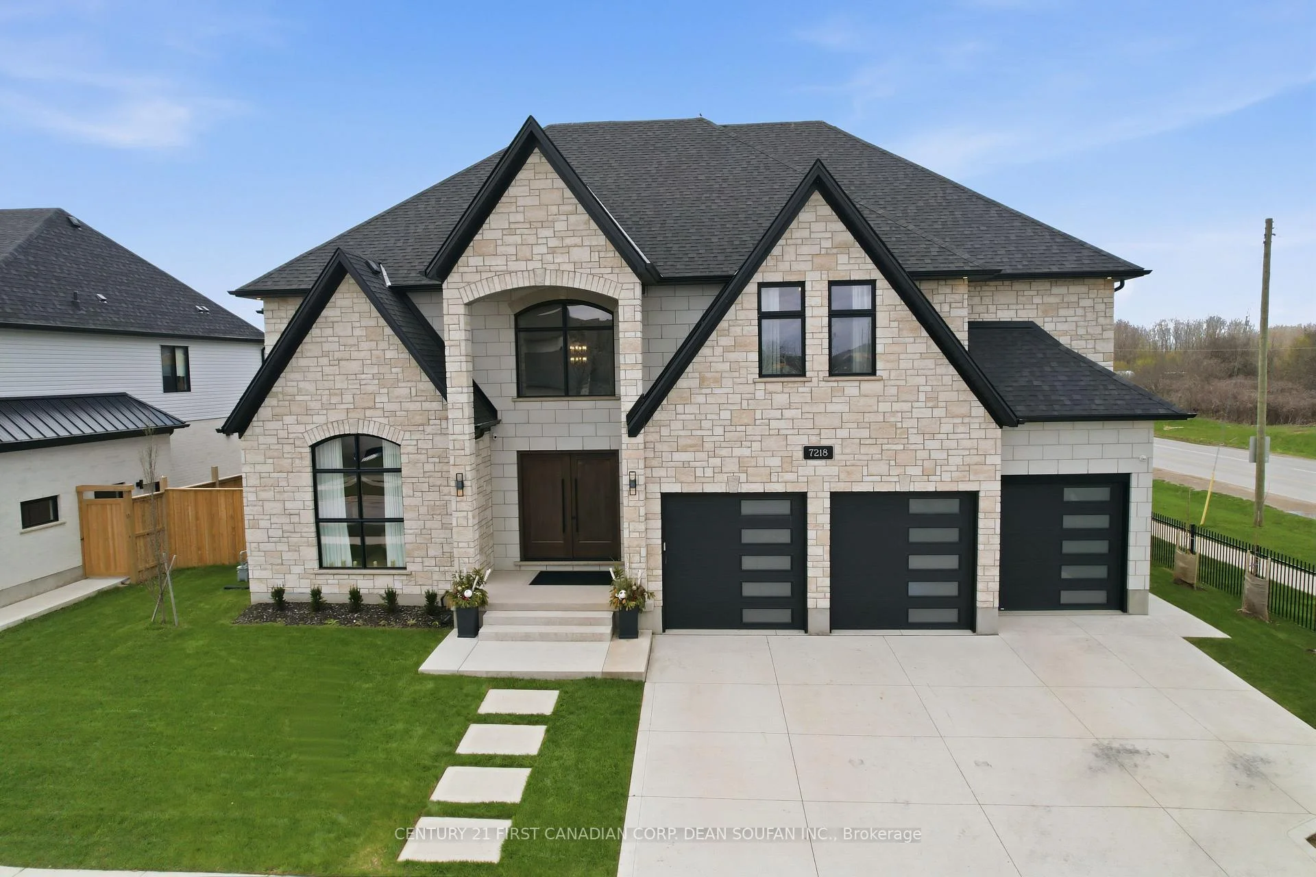 Photo 4 of 7218 Silver Creek Circle, London, South V — HOMEH