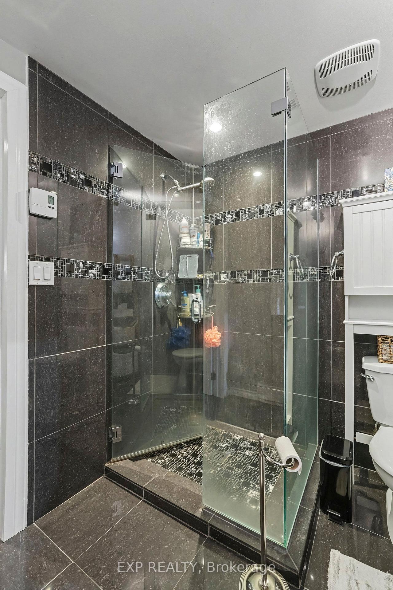 Photo 23 of 46 Westcliffe Street, Ottawa, Westcliffe Estates — HOMEH