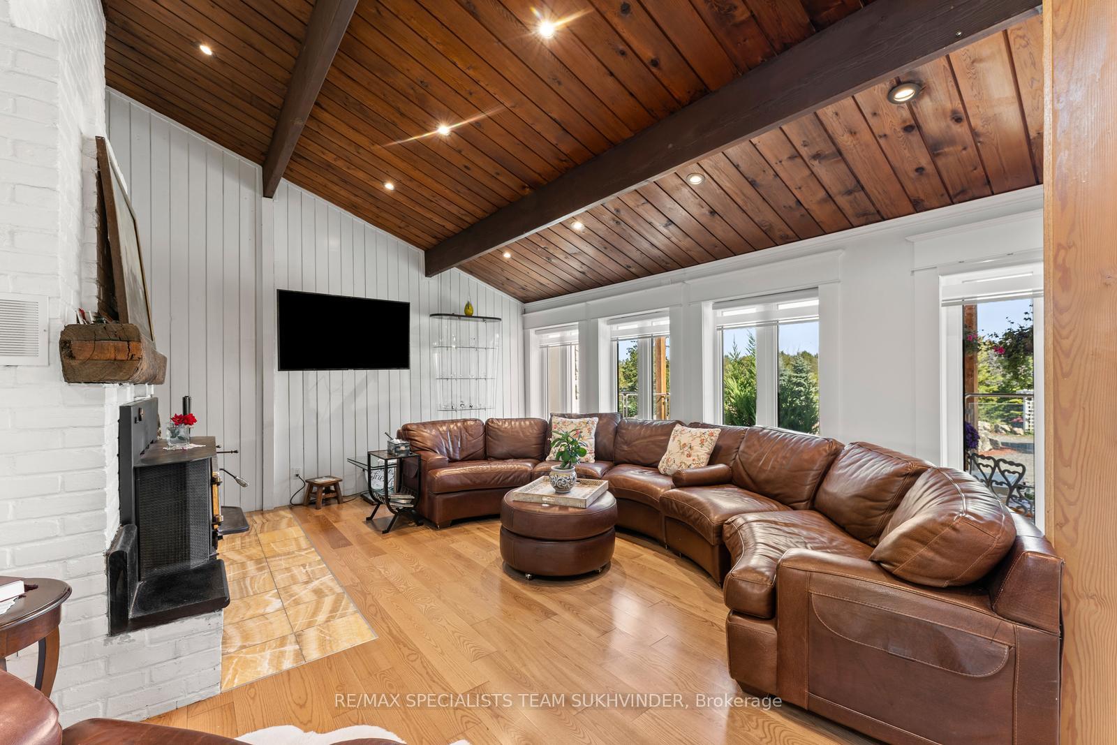 Photo 8 of 9256 First Line, Milton, Rural Milton West — HOMEH