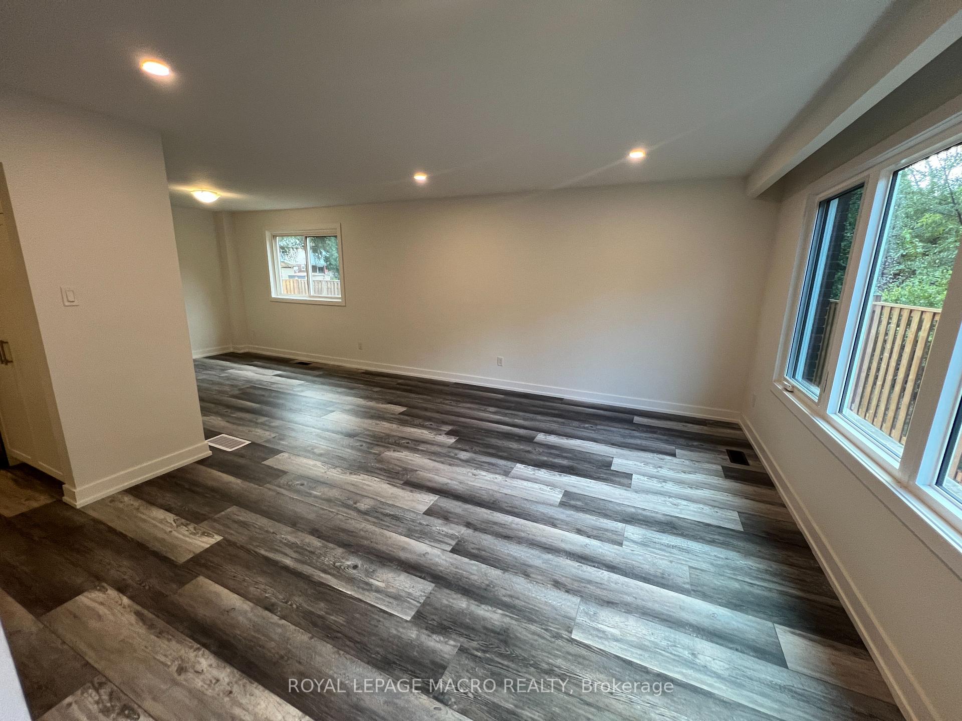 Photo 6 of 80 Delawana Drive, Hamilton, Riverdale — HOMEH