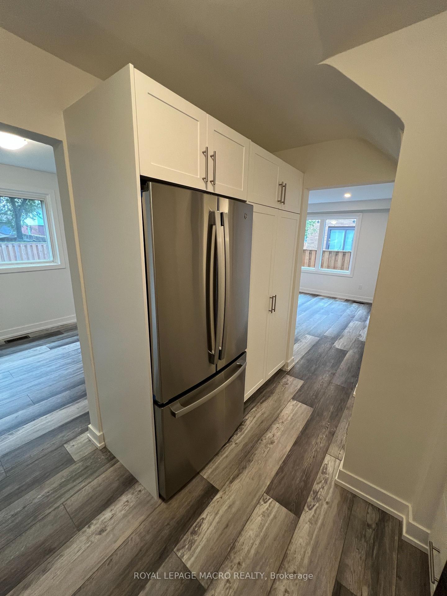 Photo 10 of 80 Delawana Drive, Hamilton, Riverdale — HOMEH
