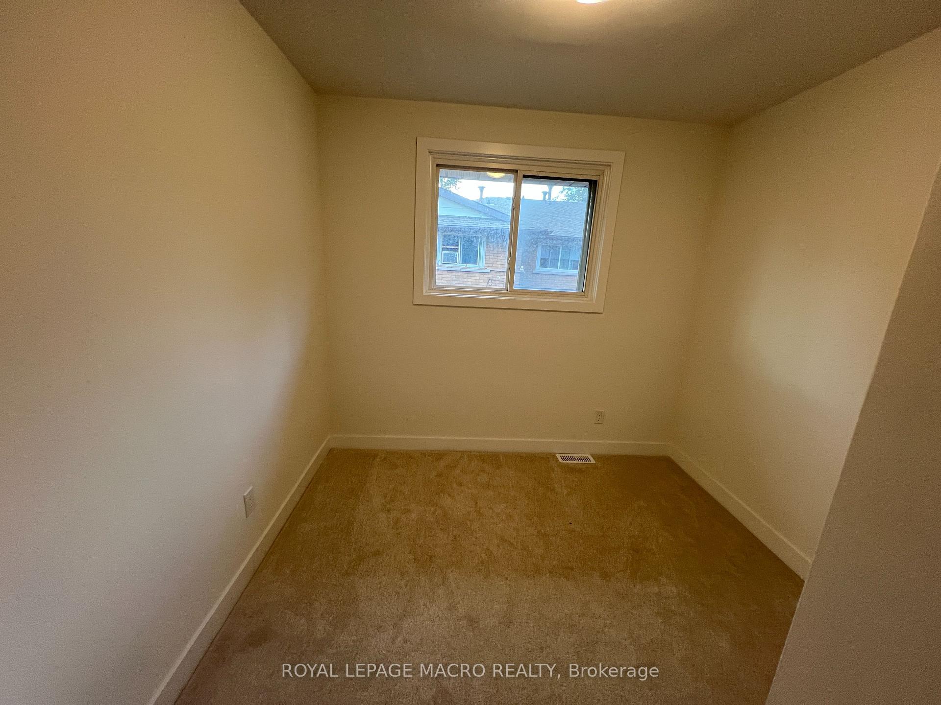 Photo 14 of 80 Delawana Drive, Hamilton, Riverdale — HOMEH