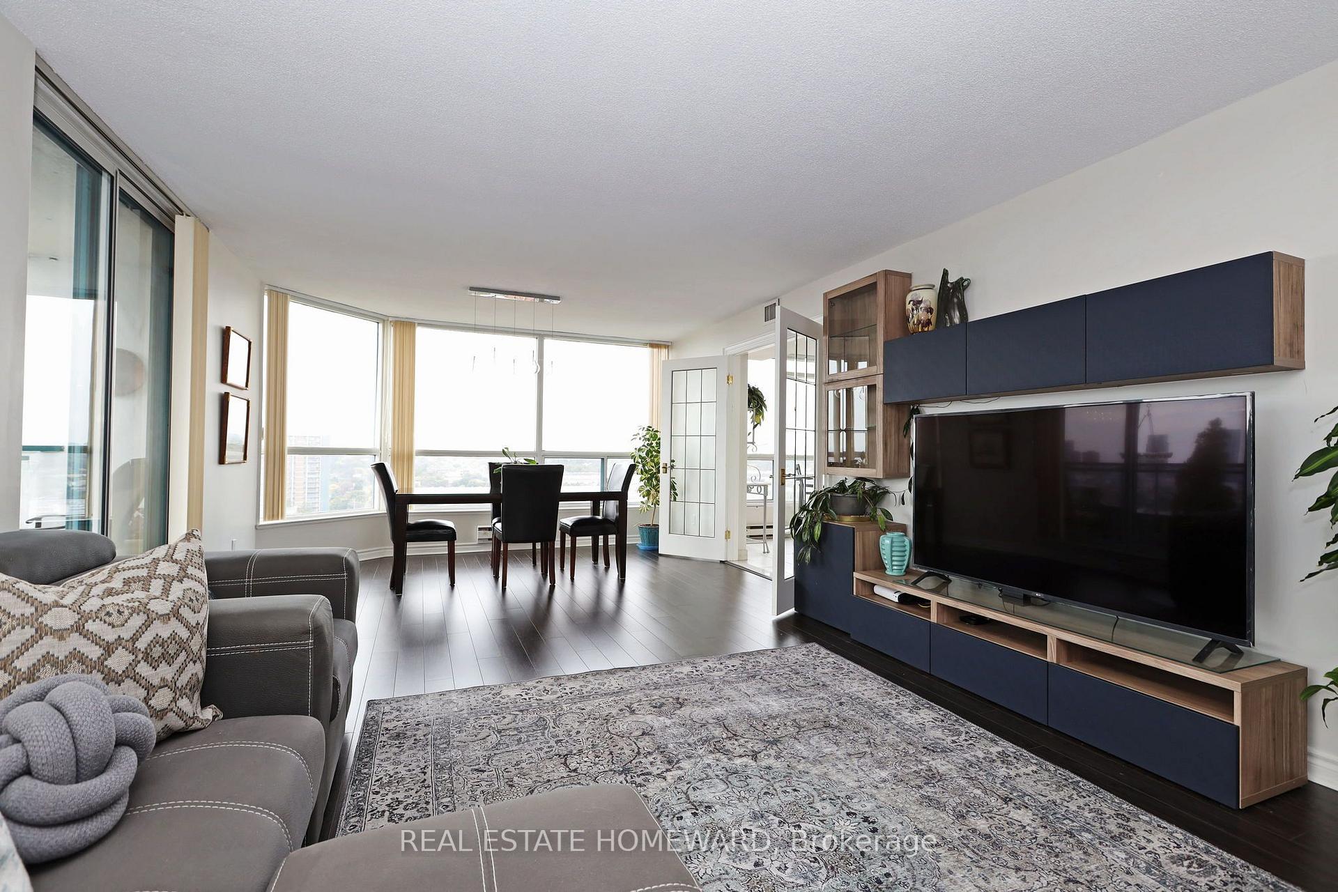 Photo 3 of Unit 1913, 4725 Sheppard Avenue E, Scarborough, Agincourt South-Malvern West — HOMEH