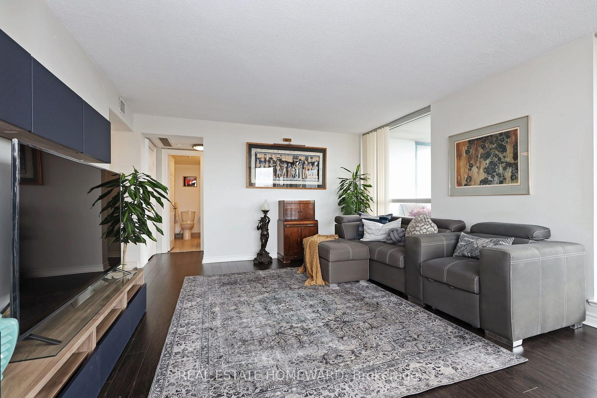 Photo 4 of Unit 1913, 4725 Sheppard Avenue E, Scarborough, Agincourt South-Malvern West — HOMEH