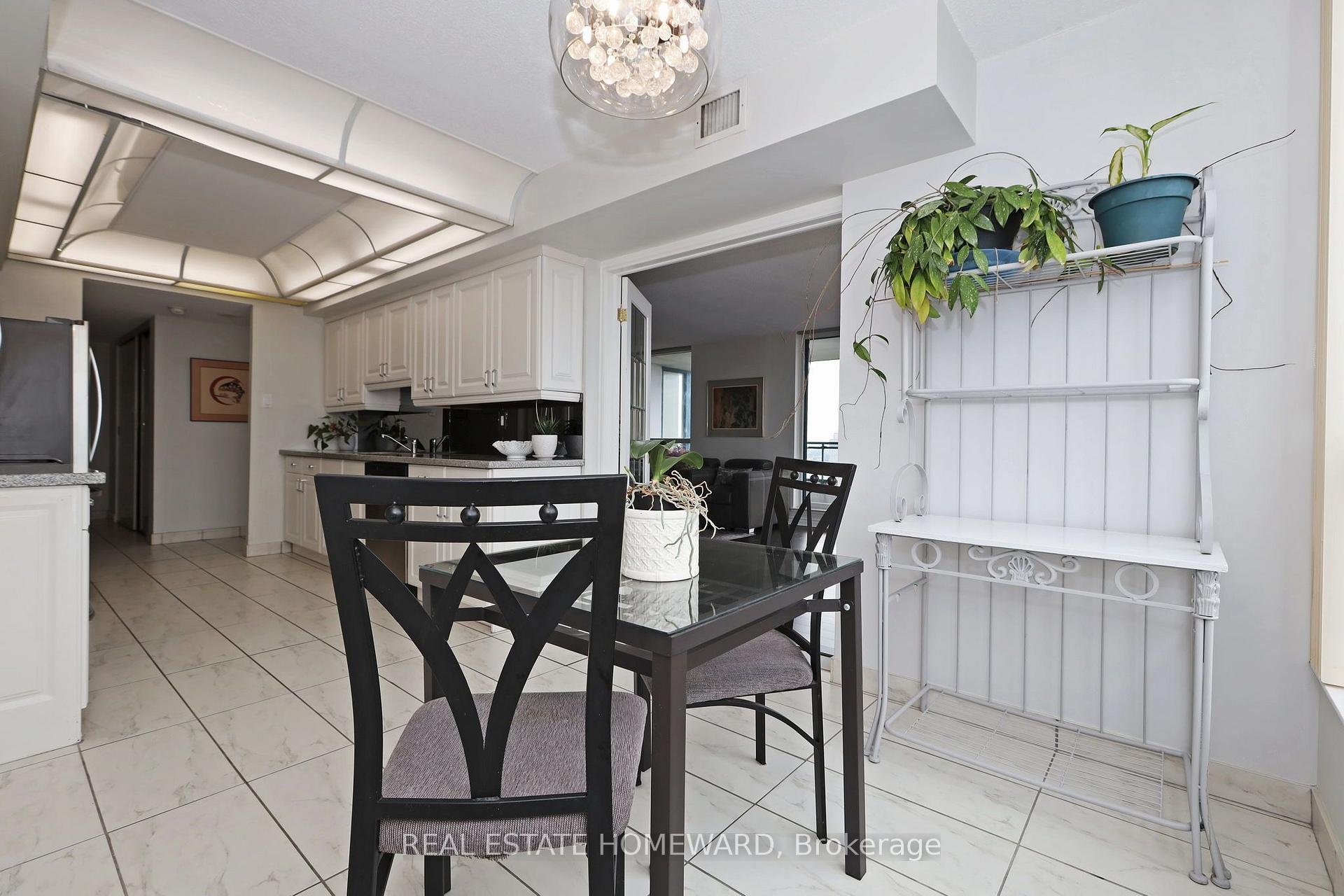 Photo 11 of Unit 1913, 4725 Sheppard Avenue E, Scarborough, Agincourt South-Malvern West — HOMEH