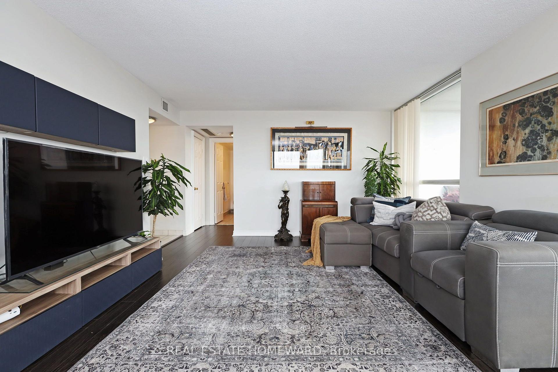Photo 15 of Unit 1913, 4725 Sheppard Avenue E, Scarborough, Agincourt South-Malvern West — HOMEH