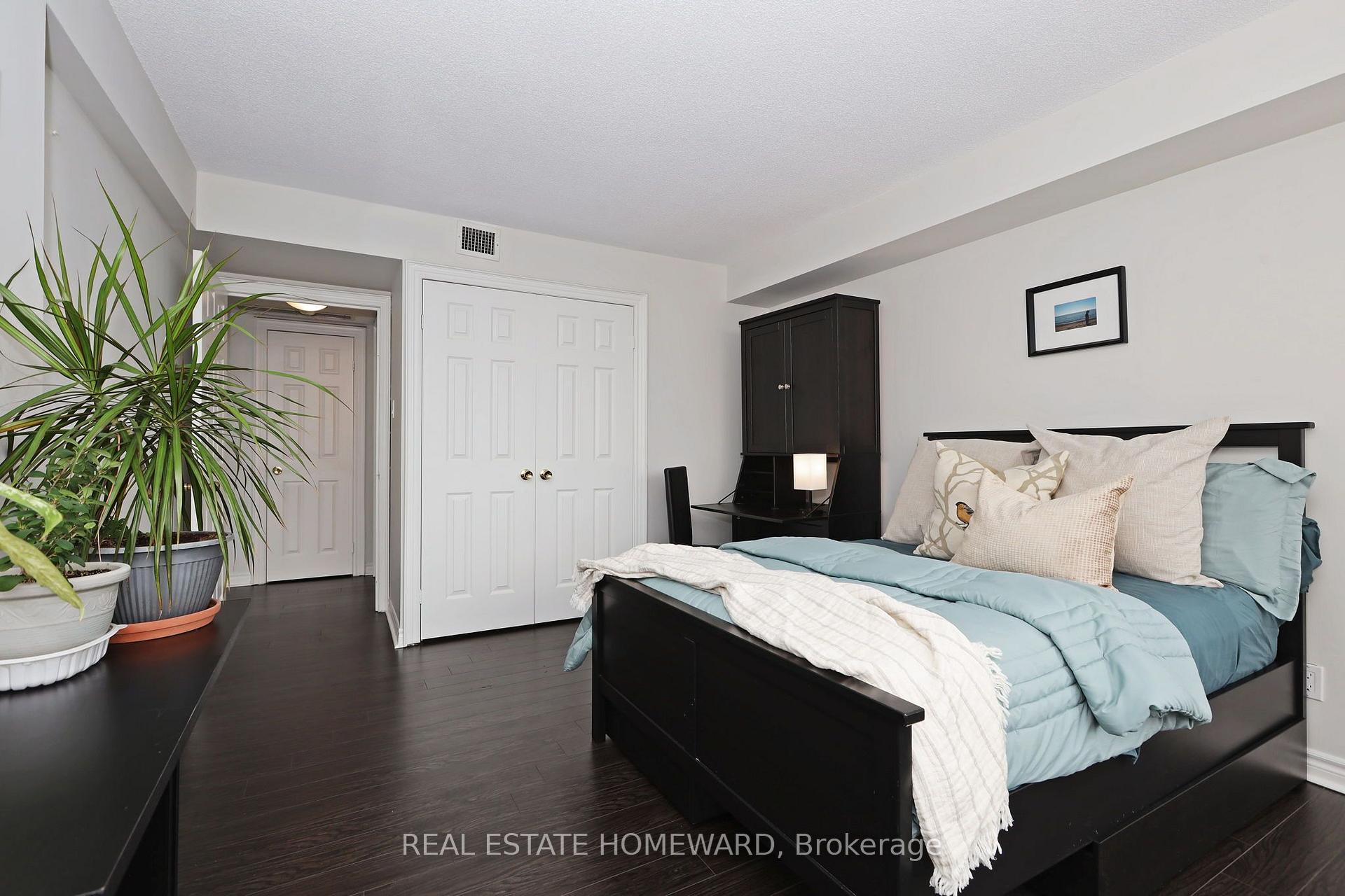Photo 22 of Unit 1913, 4725 Sheppard Avenue E, Scarborough, Agincourt South-Malvern West — HOMEH