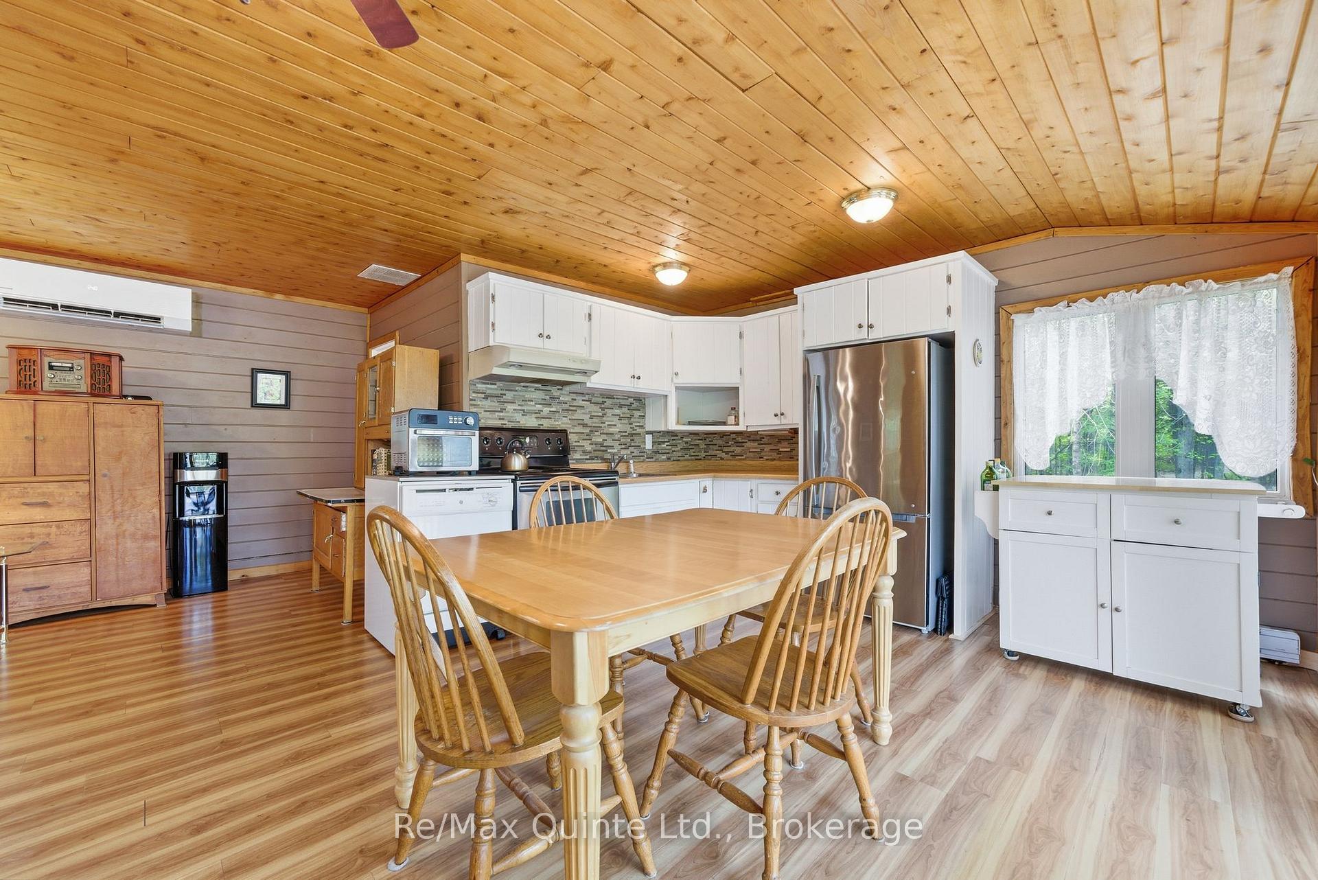 Photo 9 of 122 Cottage Lane, Tweed, Elzevir (Twp) — HOMEH