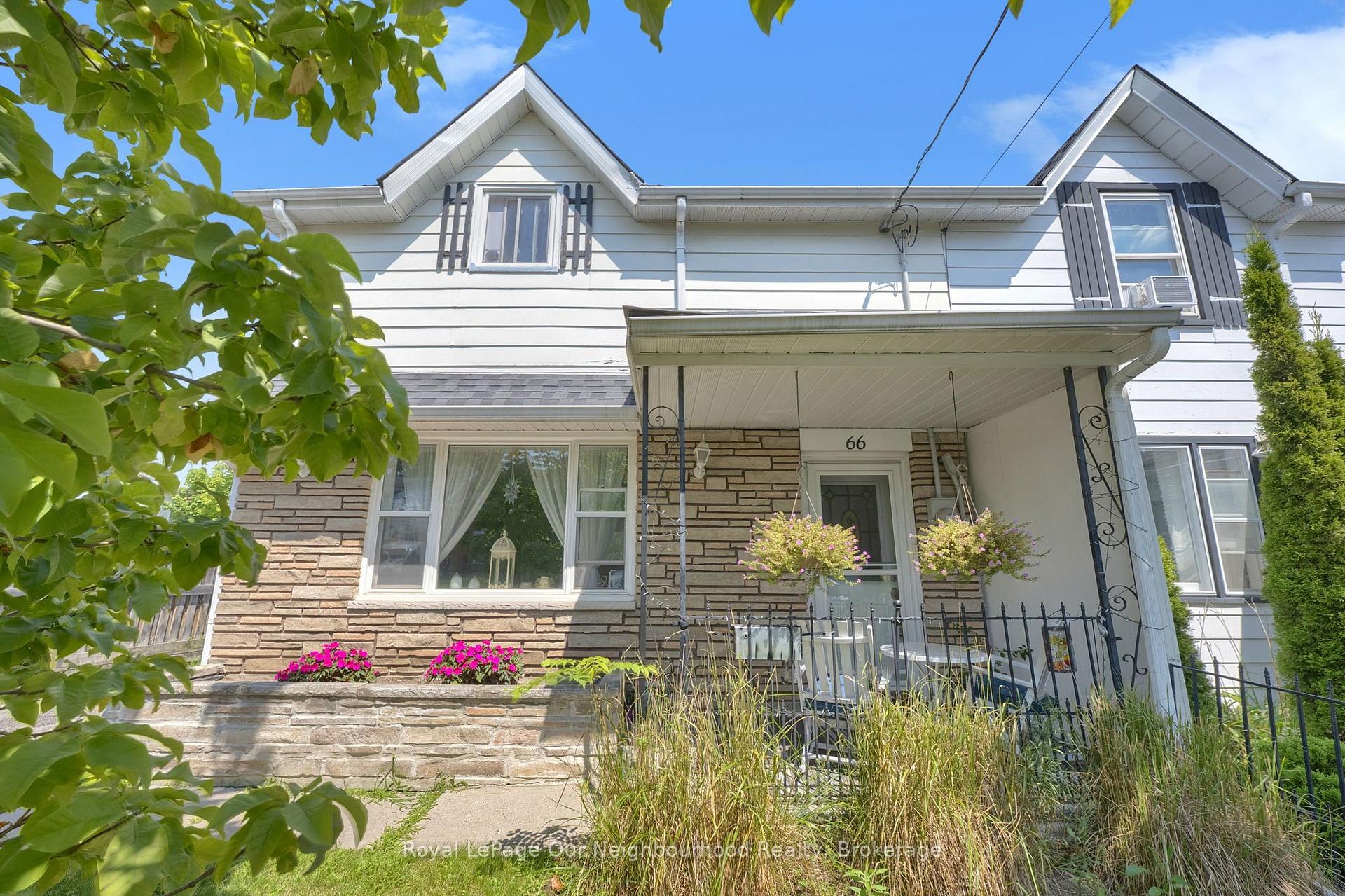Photo 2 of 66 Wellington Street, Clarington, Bowmanville — HOMEH
