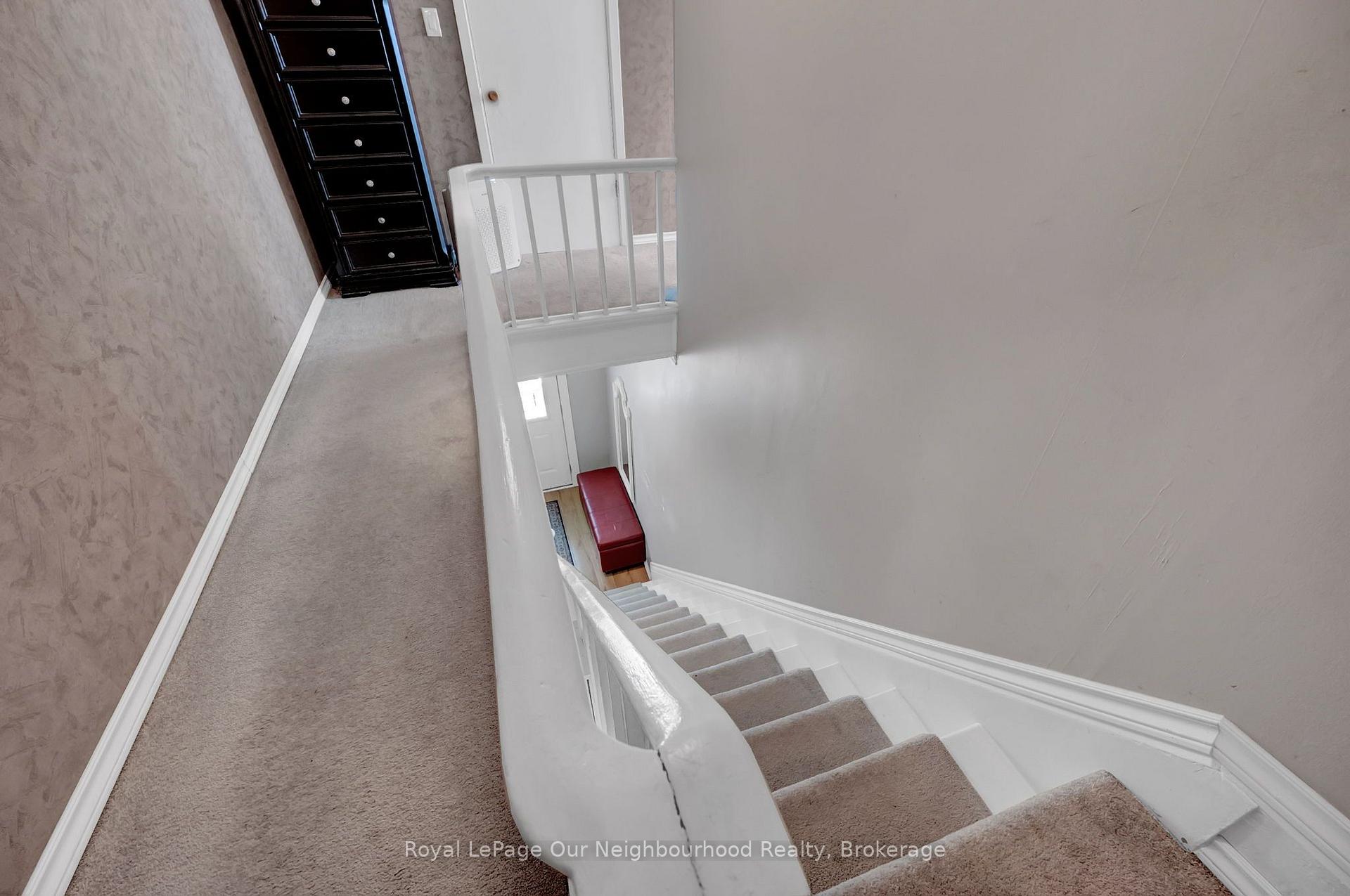 Photo 28 of 66 Wellington Street, Clarington, Bowmanville — HOMEH