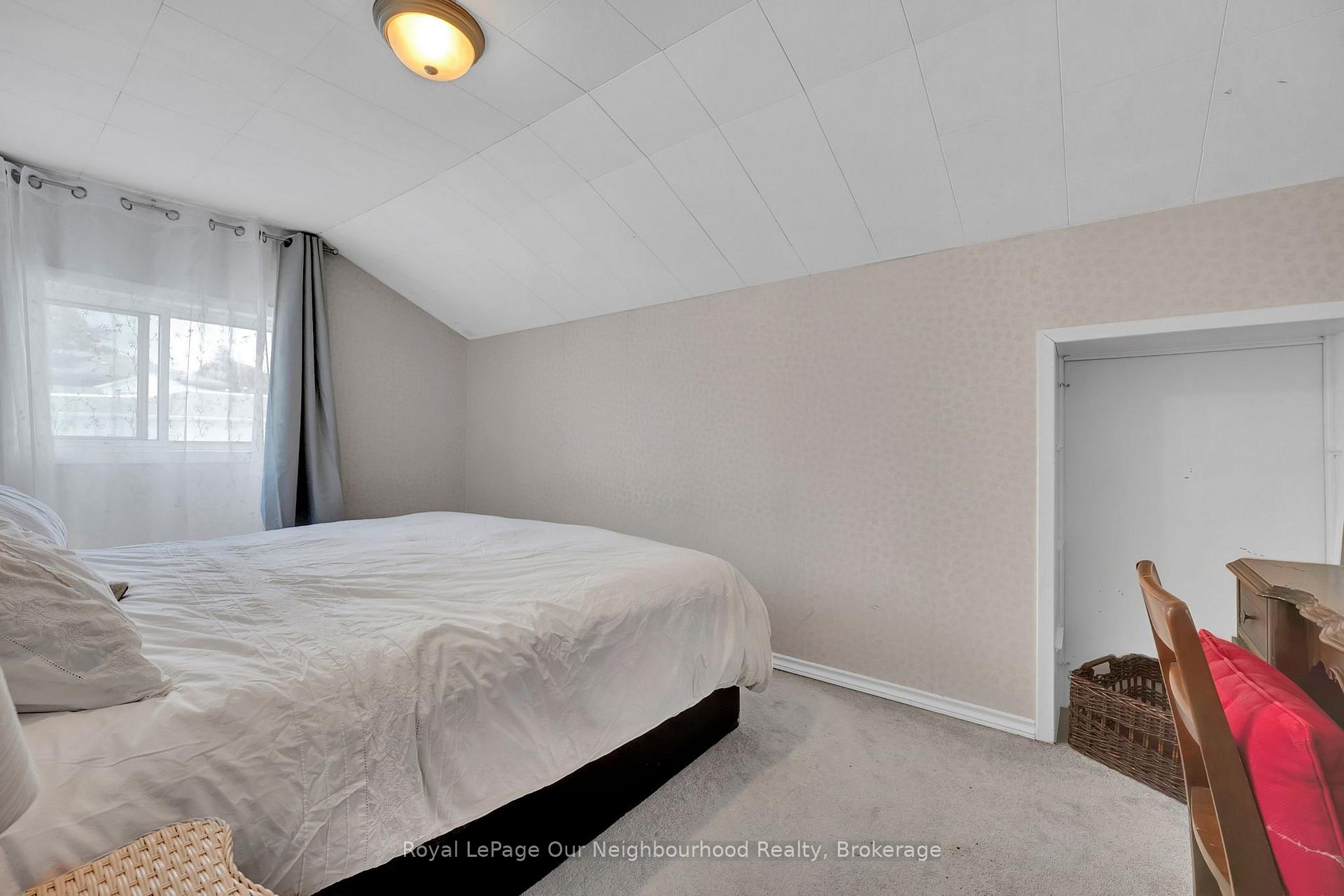 Photo 29 of 66 Wellington Street, Clarington, Bowmanville — HOMEH