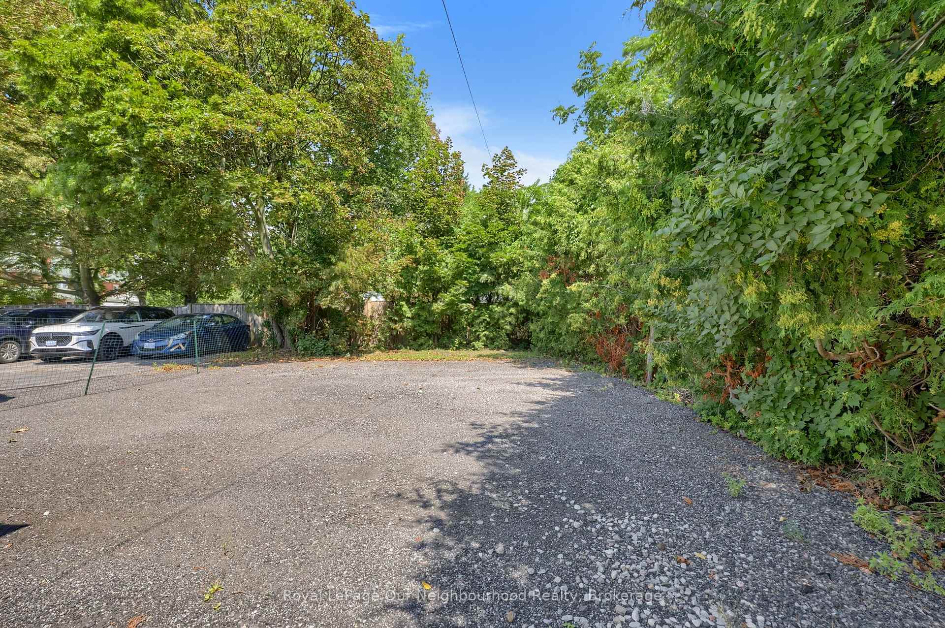 Photo 39 of 66 Wellington Street, Clarington, Bowmanville — HOMEH