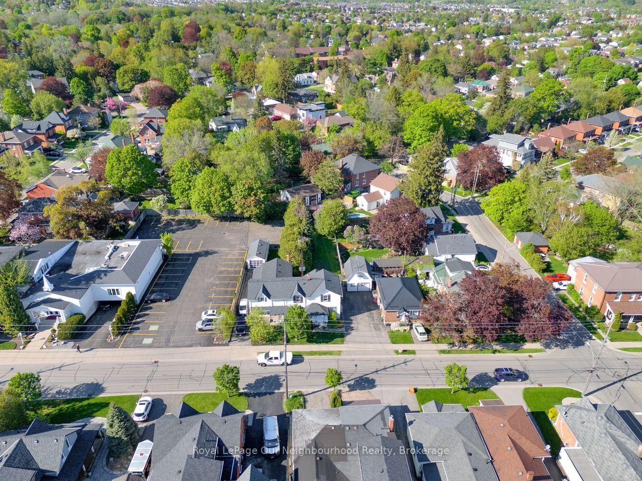 Photo 42 of 66 Wellington Street, Clarington, Bowmanville — HOMEH