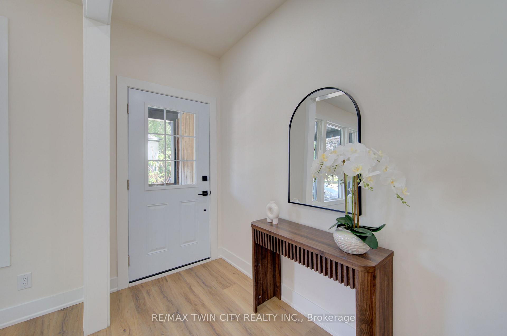 Photo 7 of 26 Richardson Street, Cambridge, Downtown Cambridge — HOMEH