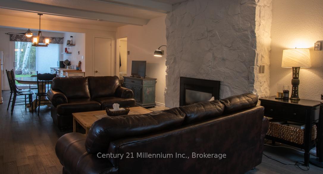 Photo 3 of 114 Chamonix Crescent, Blue Mountains — HOMEH