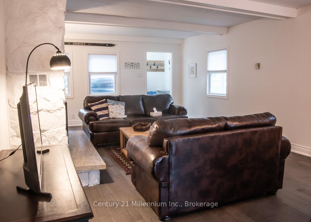 Photo 4 of 114 Chamonix Crescent, Blue Mountains — HOMEH