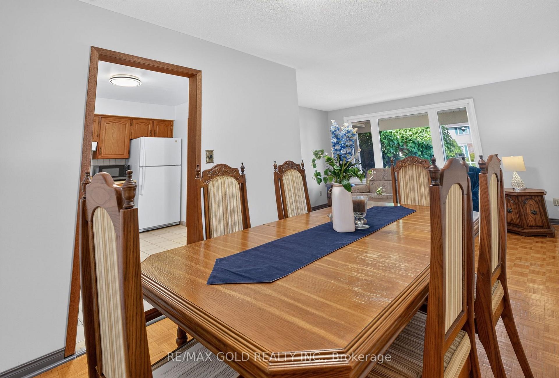 Photo 13 of 18 Esplanade Road, Brampton, Southgate — HOMEH