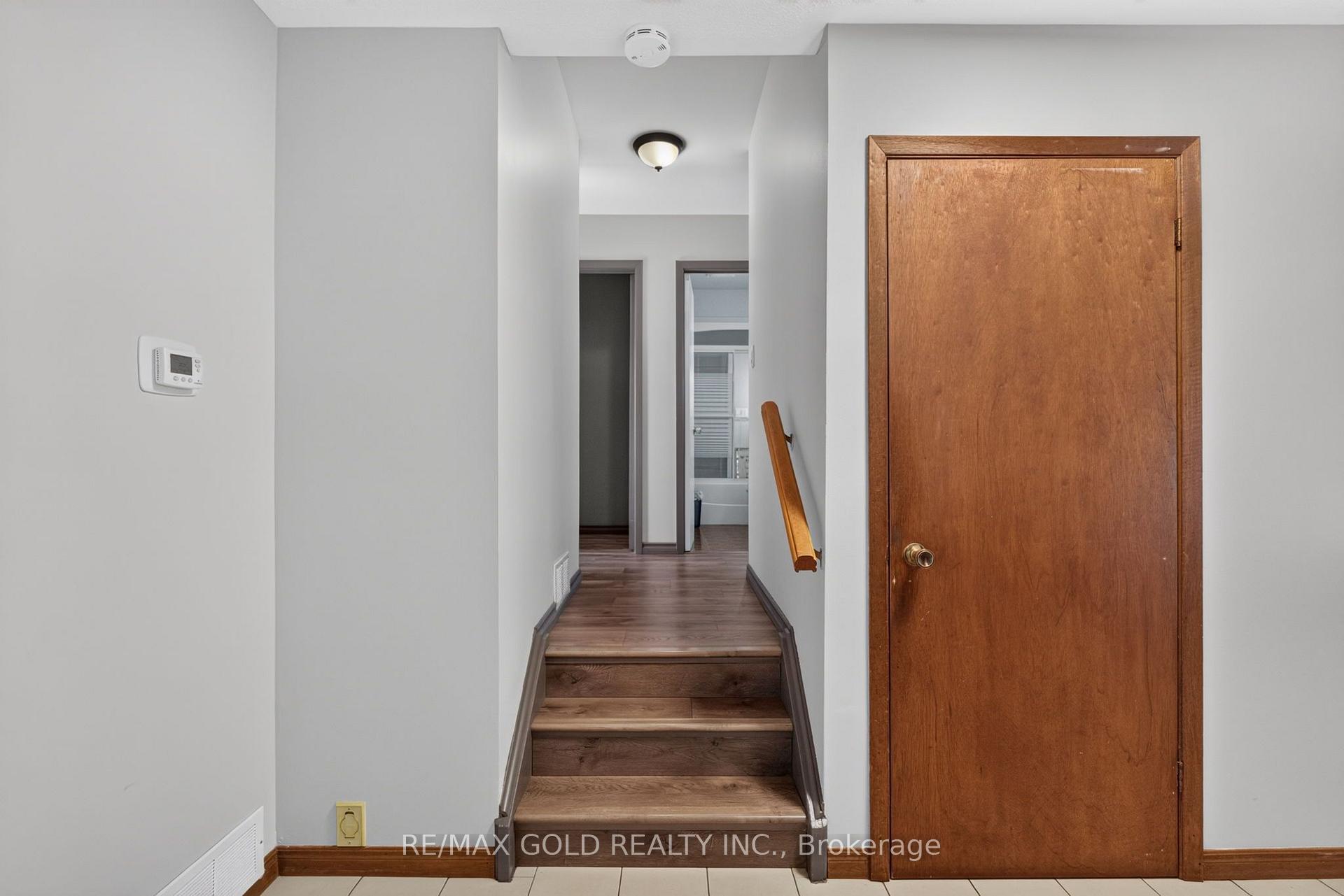 Photo 19 of 18 Esplanade Road, Brampton, Southgate — HOMEH