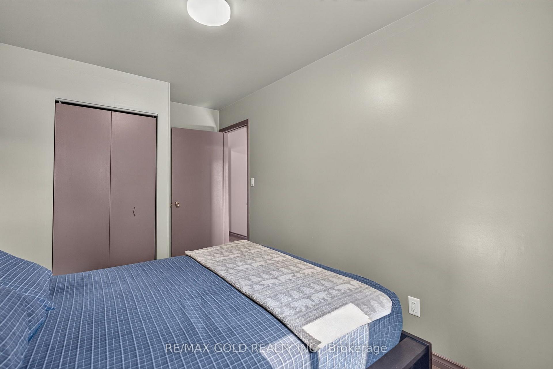 Photo 23 of 18 Esplanade Road, Brampton, Southgate — HOMEH