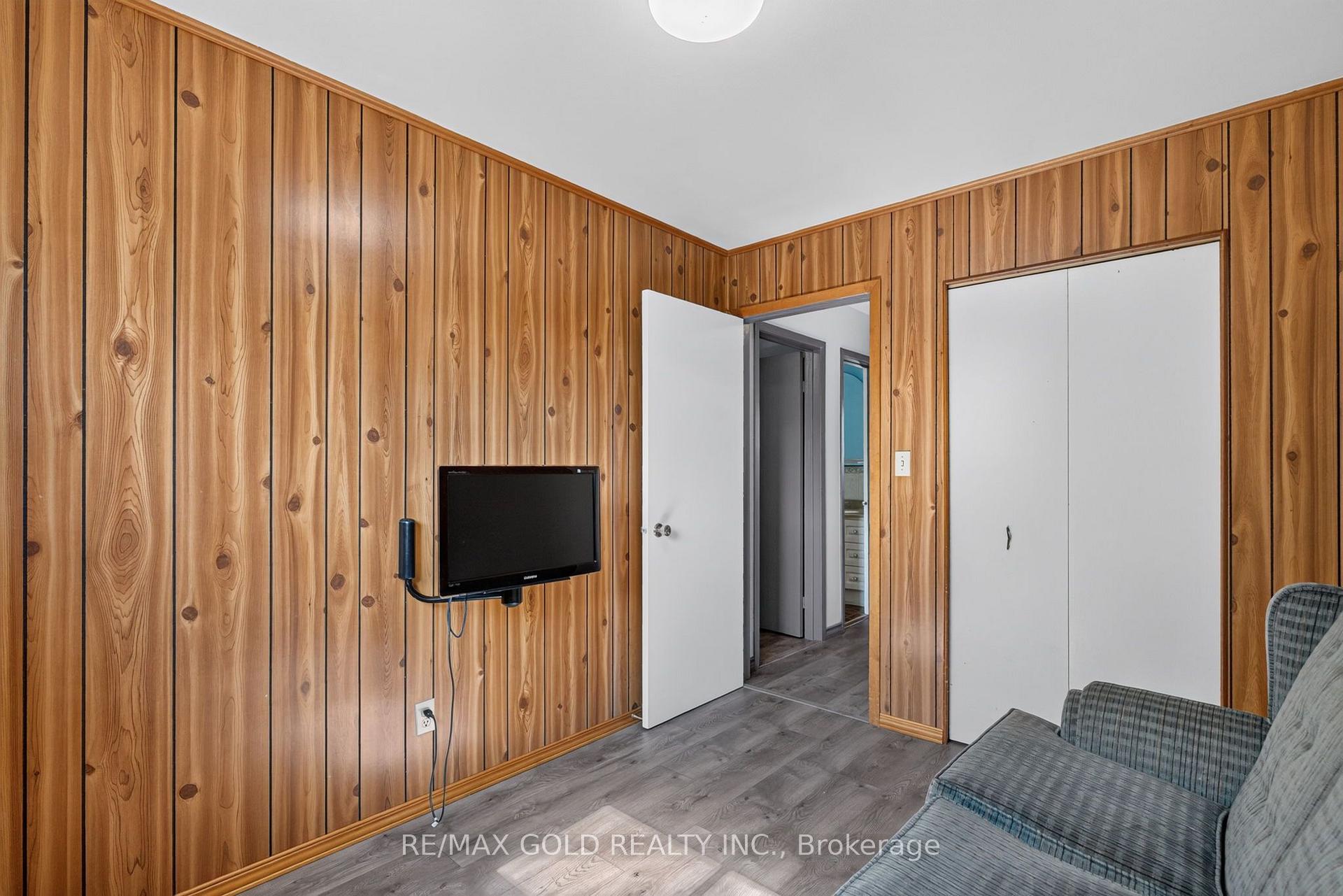 Photo 25 of 18 Esplanade Road, Brampton, Southgate — HOMEH