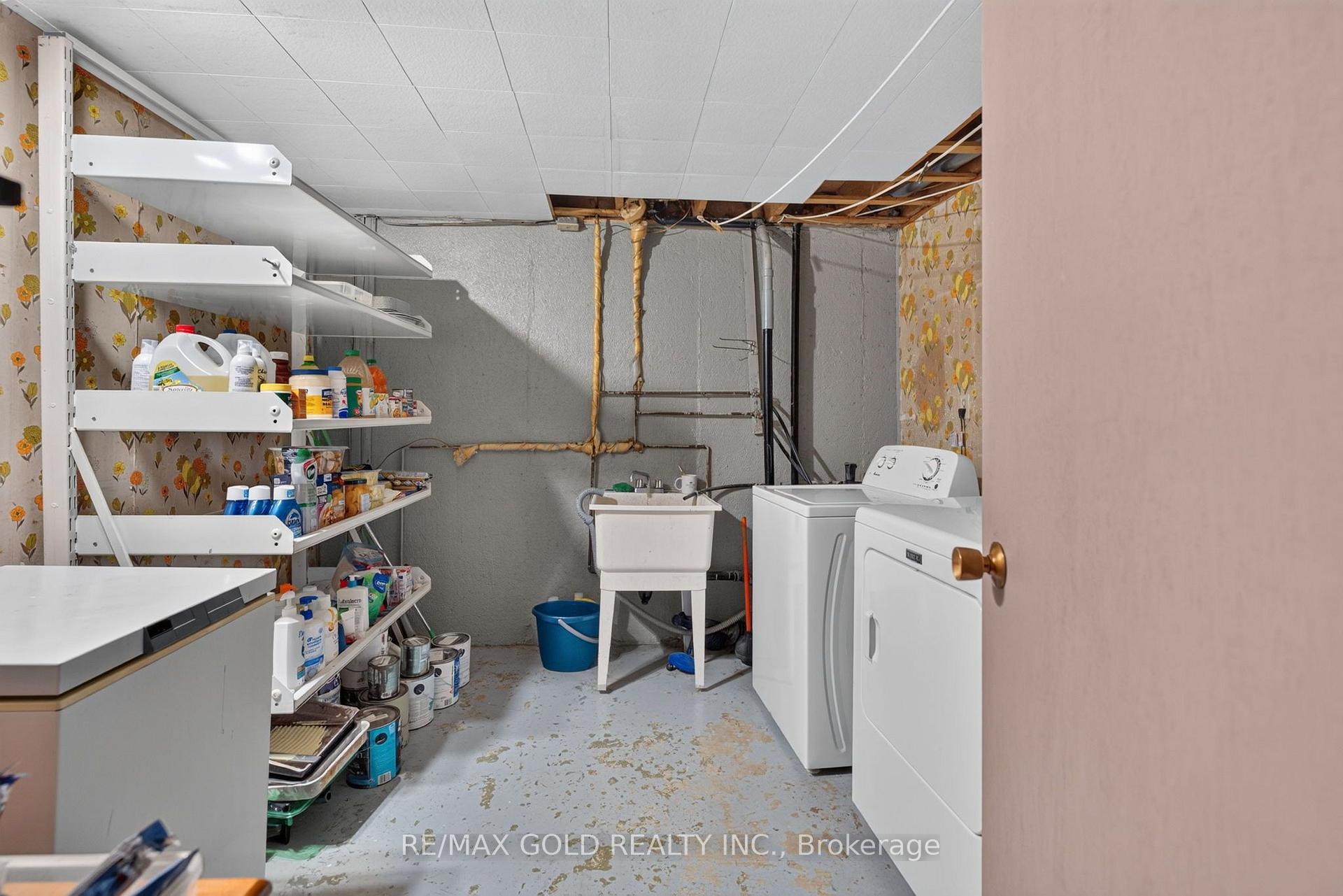 Photo 35 of 18 Esplanade Road, Brampton, Southgate — HOMEH
