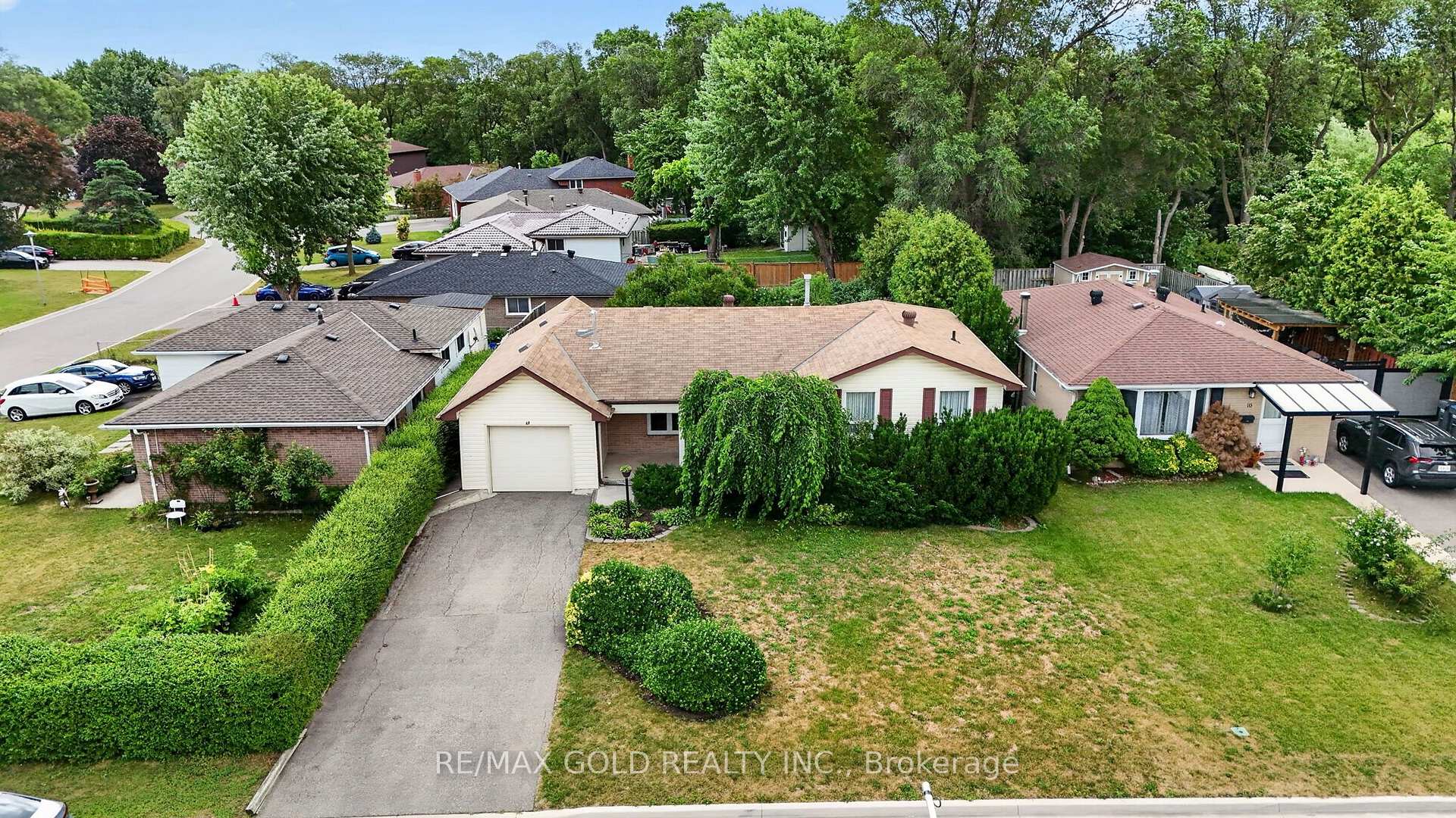 Photo 45 of 18 Esplanade Road, Brampton, Southgate — HOMEH