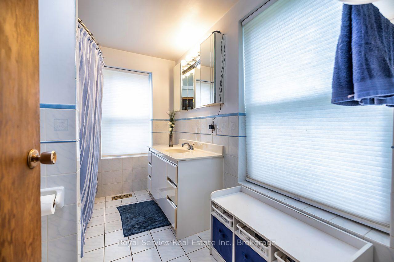 Photo 16 of 4045 Highway 2, Clarington, Rural Clarington — HOMEH