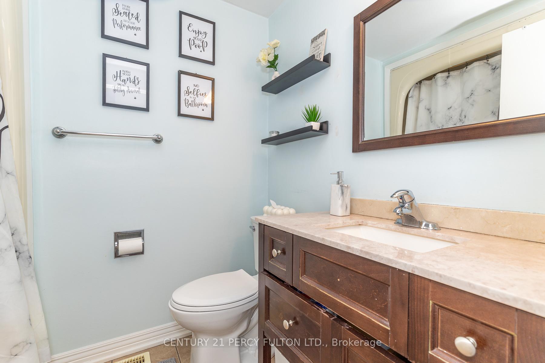 Photo 26 of 557 Cobblehill Drive, Oshawa, Pinecrest — HOMEH