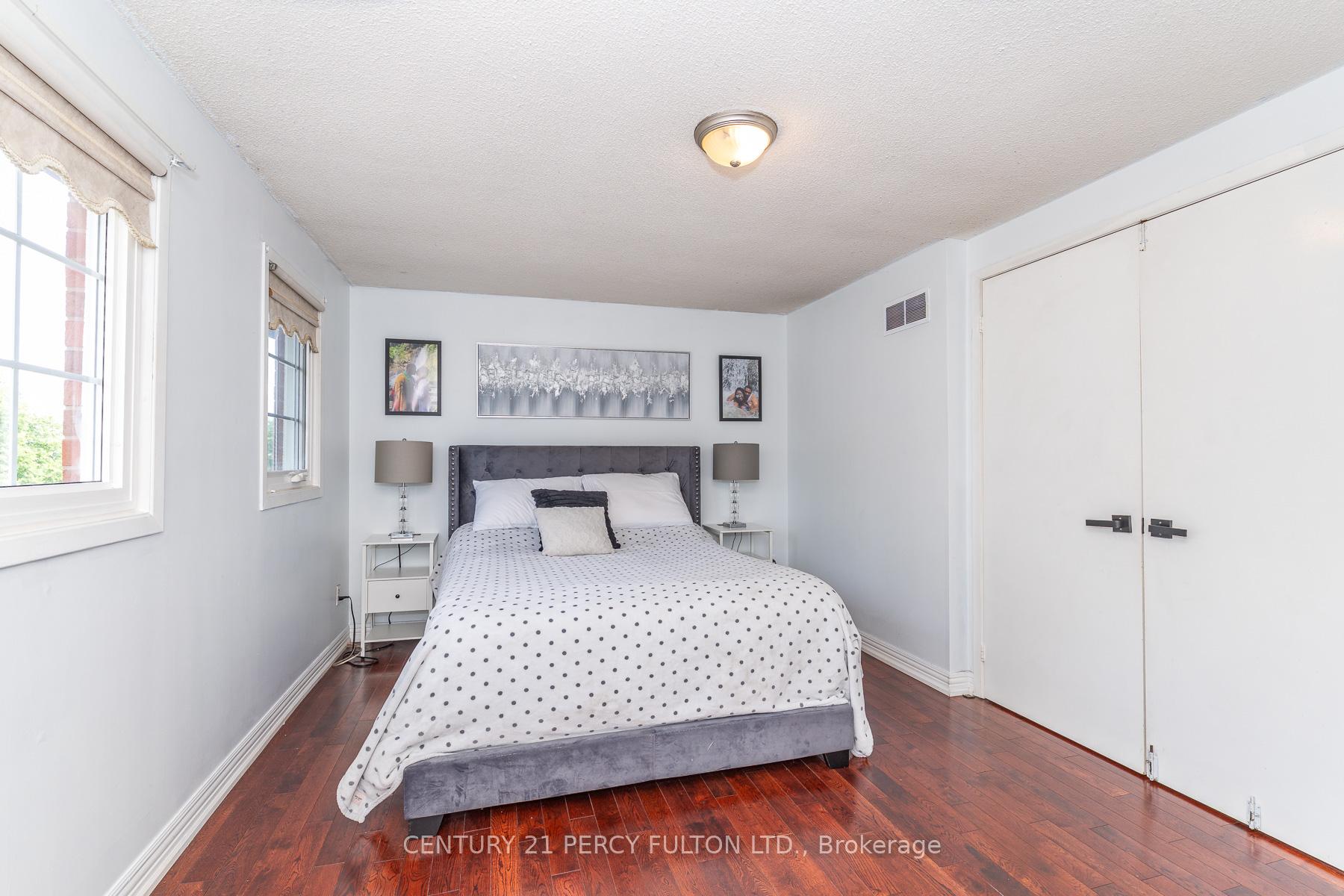 Photo 28 of 557 Cobblehill Drive, Oshawa, Pinecrest — HOMEH