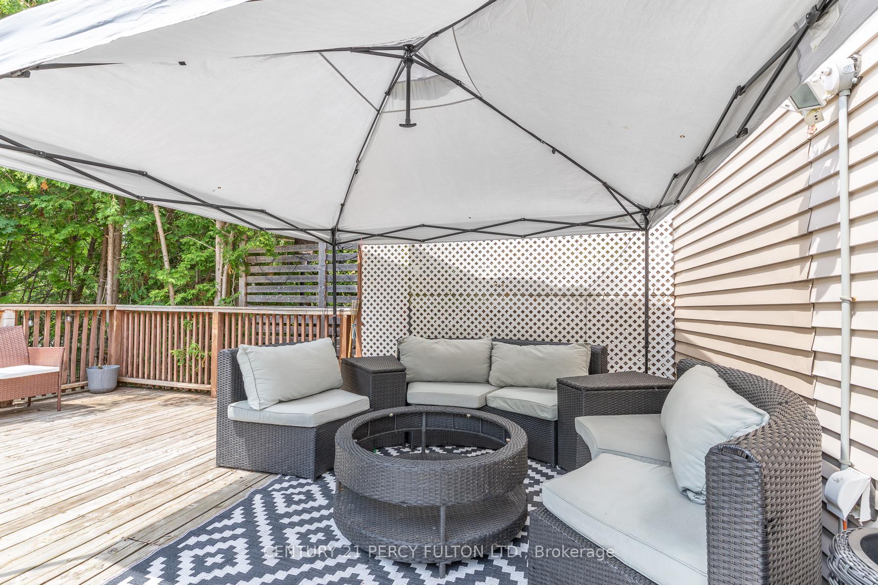 Photo 44 of 557 Cobblehill Drive, Oshawa, Pinecrest — HOMEH