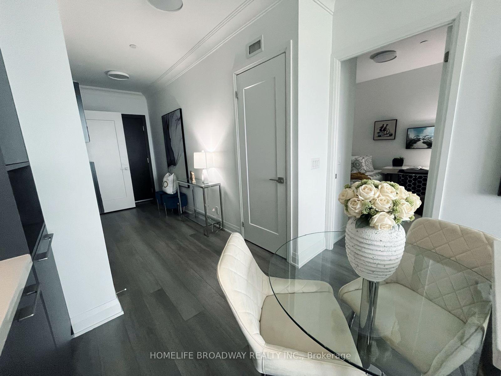 Photo 5 of Unit 2307, 18 Water Walk Drive, Markham, Unionville — HOMEH