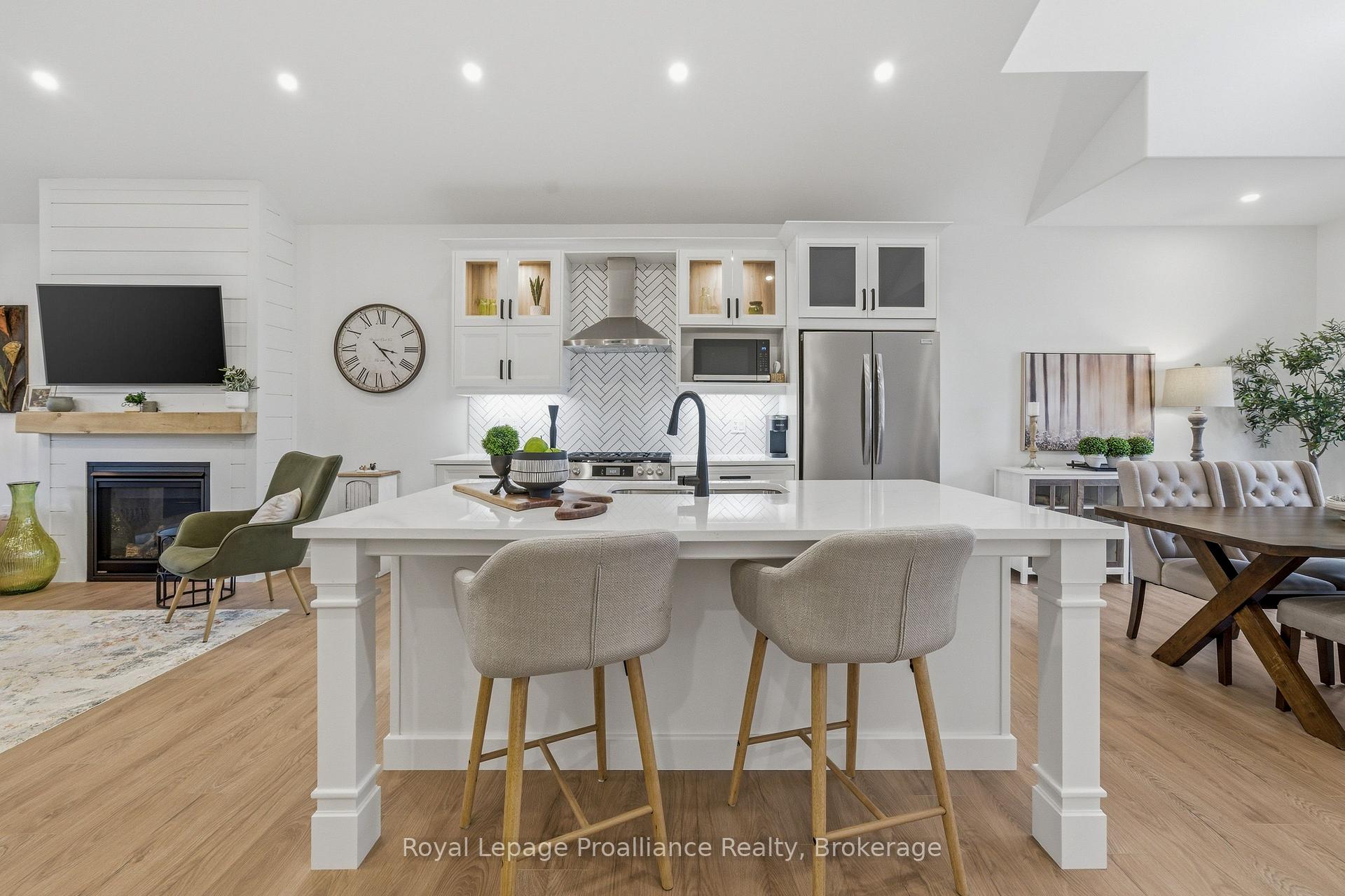 Photo 14 of 48 Deerview Drive, Quinte West, Murray Ward — HOMEH