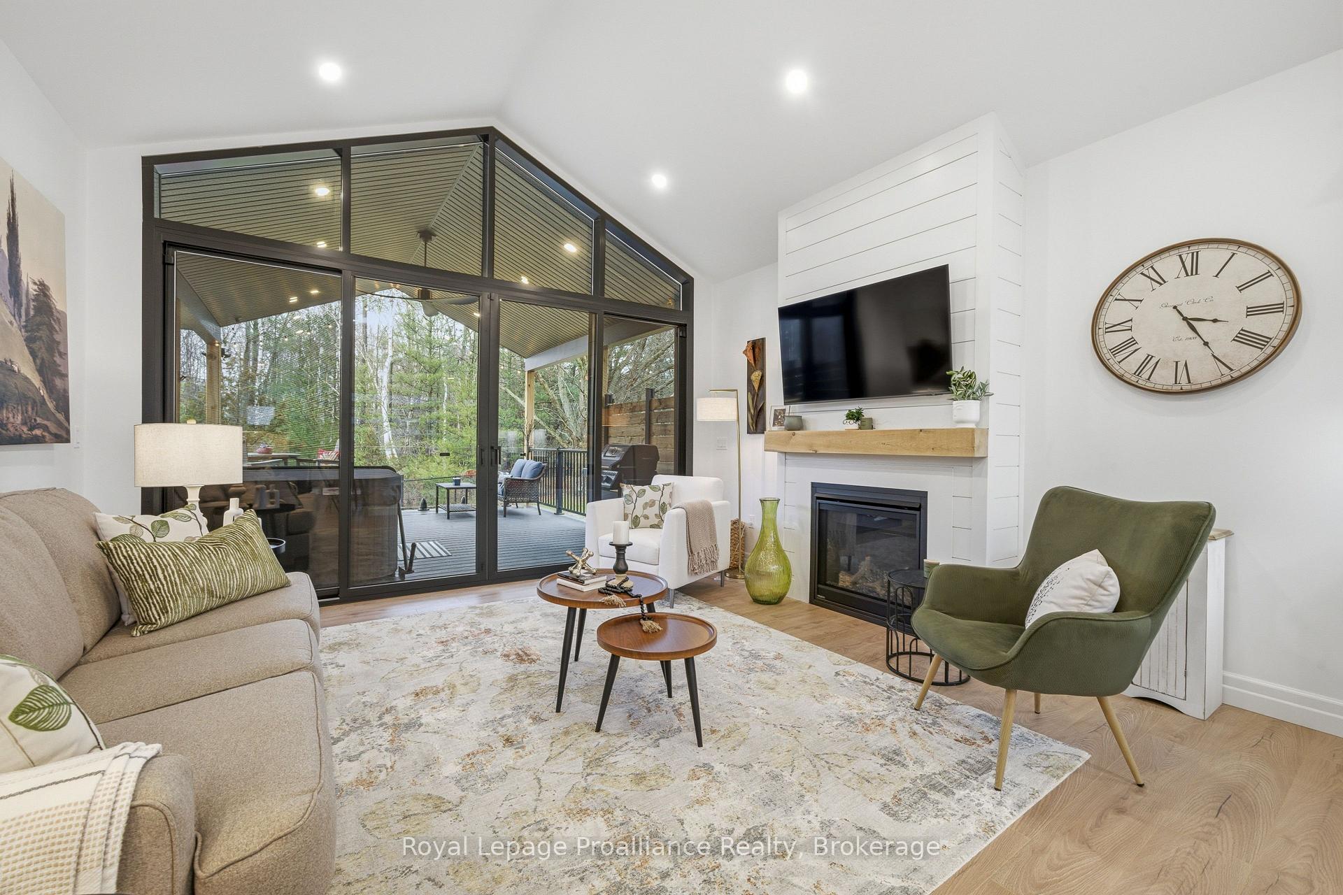 Photo 16 of 48 Deerview Drive, Quinte West, Murray Ward — HOMEH