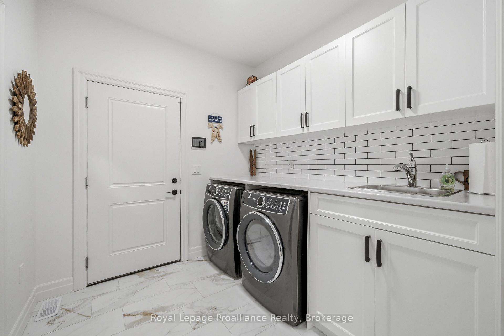 Photo 19 of 48 Deerview Drive, Quinte West, Murray Ward — HOMEH