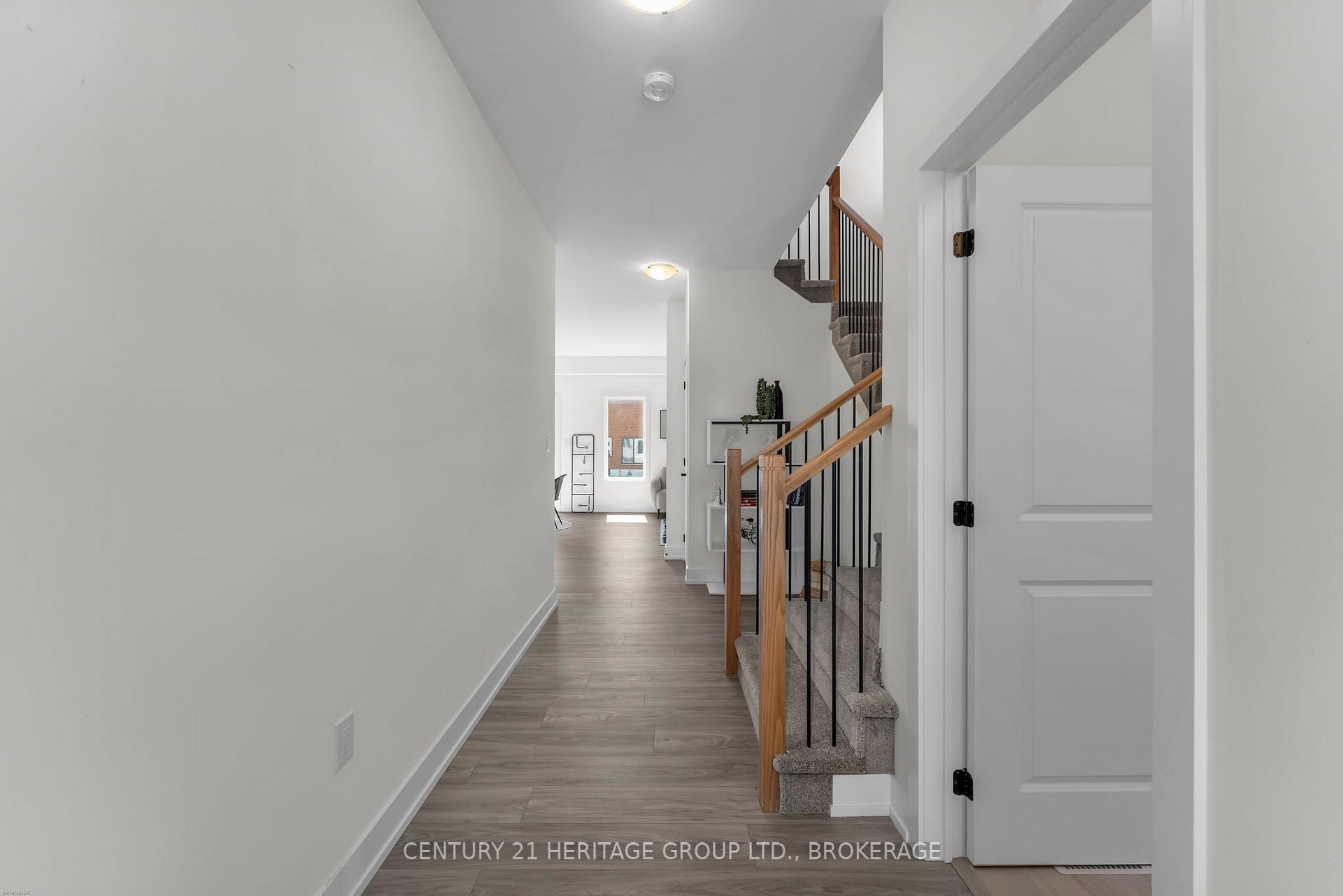 Photo 5 of 48 Dusenbury Drive, Loyalist, Lennox and Addington - South — HOMEH