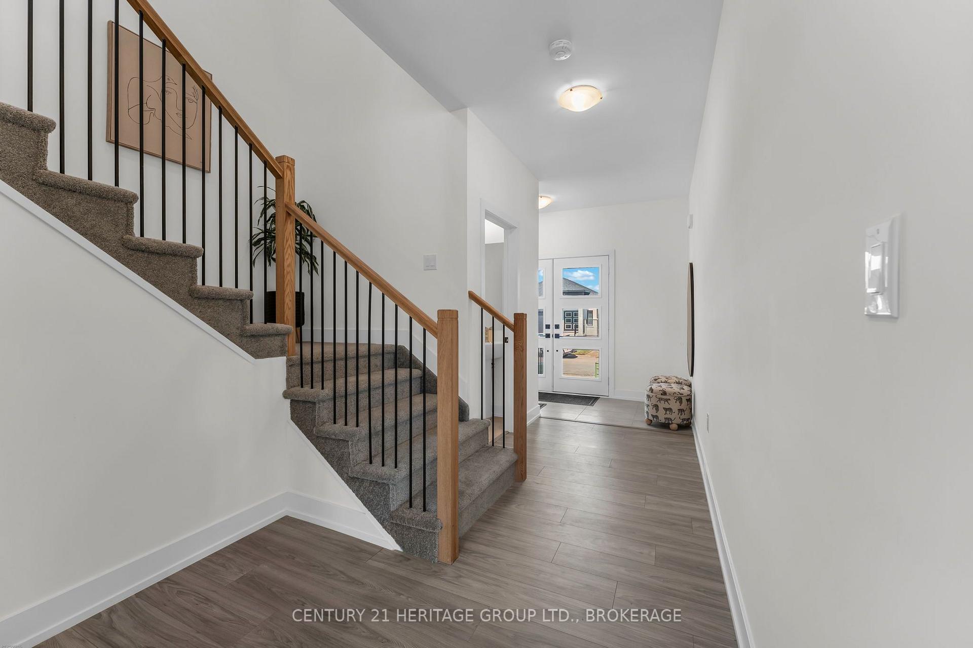 Photo 6 of 48 Dusenbury Drive, Loyalist, Lennox and Addington - South — HOMEH