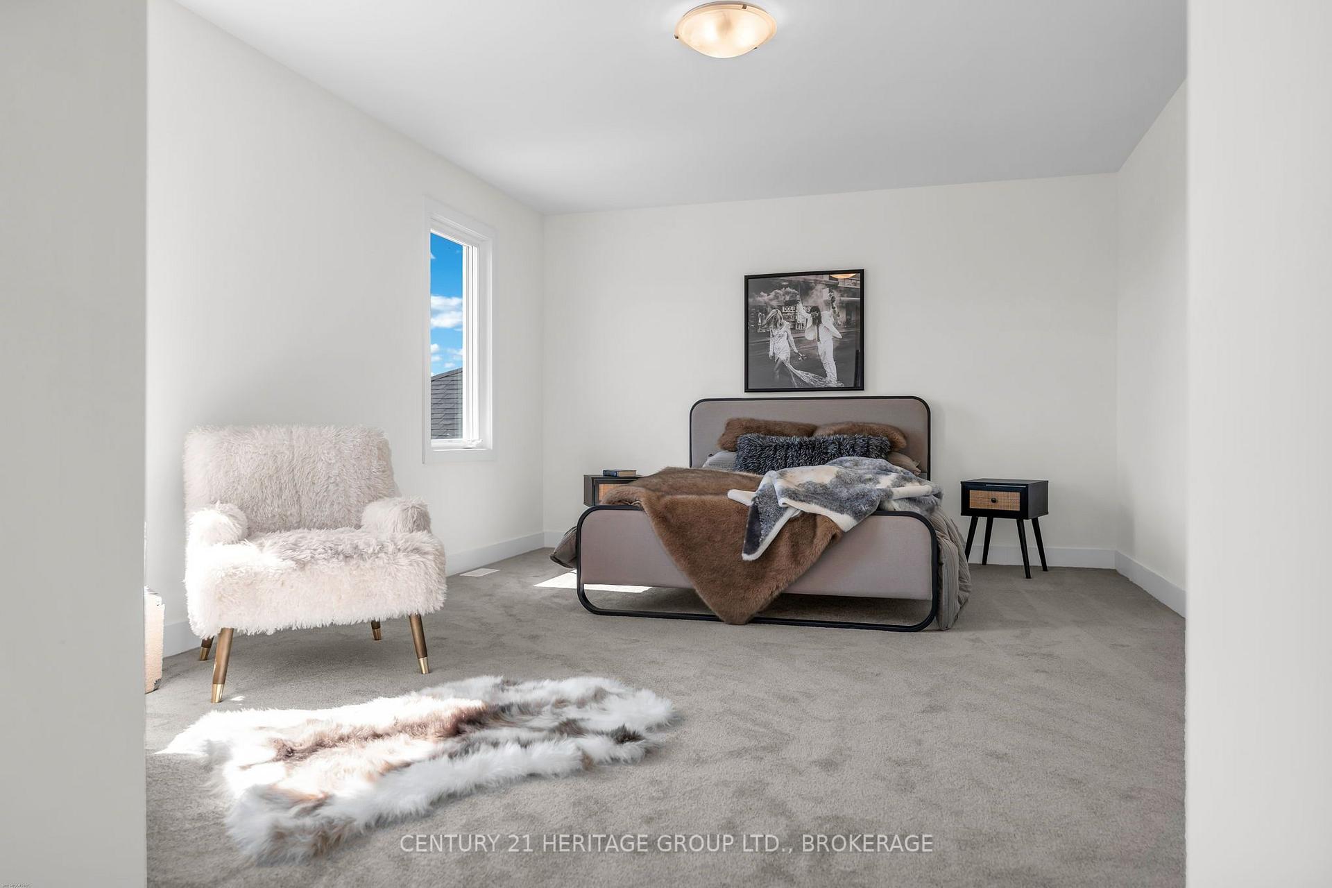 Photo 30 of 48 Dusenbury Drive, Loyalist, Lennox and Addington - South — HOMEH
