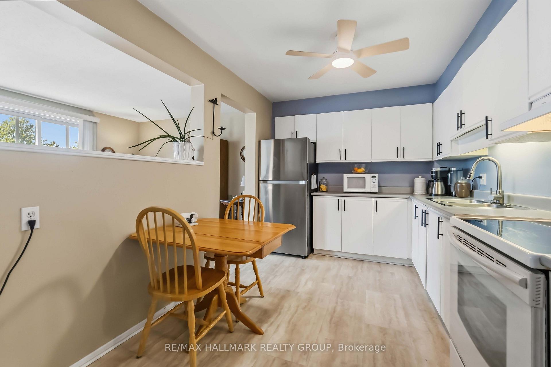 Photo 10 of Unit 400, 218 Viewmount Drive, Ottawa, Borden Farm/Stewart Farm/Carleton Heights/Parkwood Hills — HOMEH